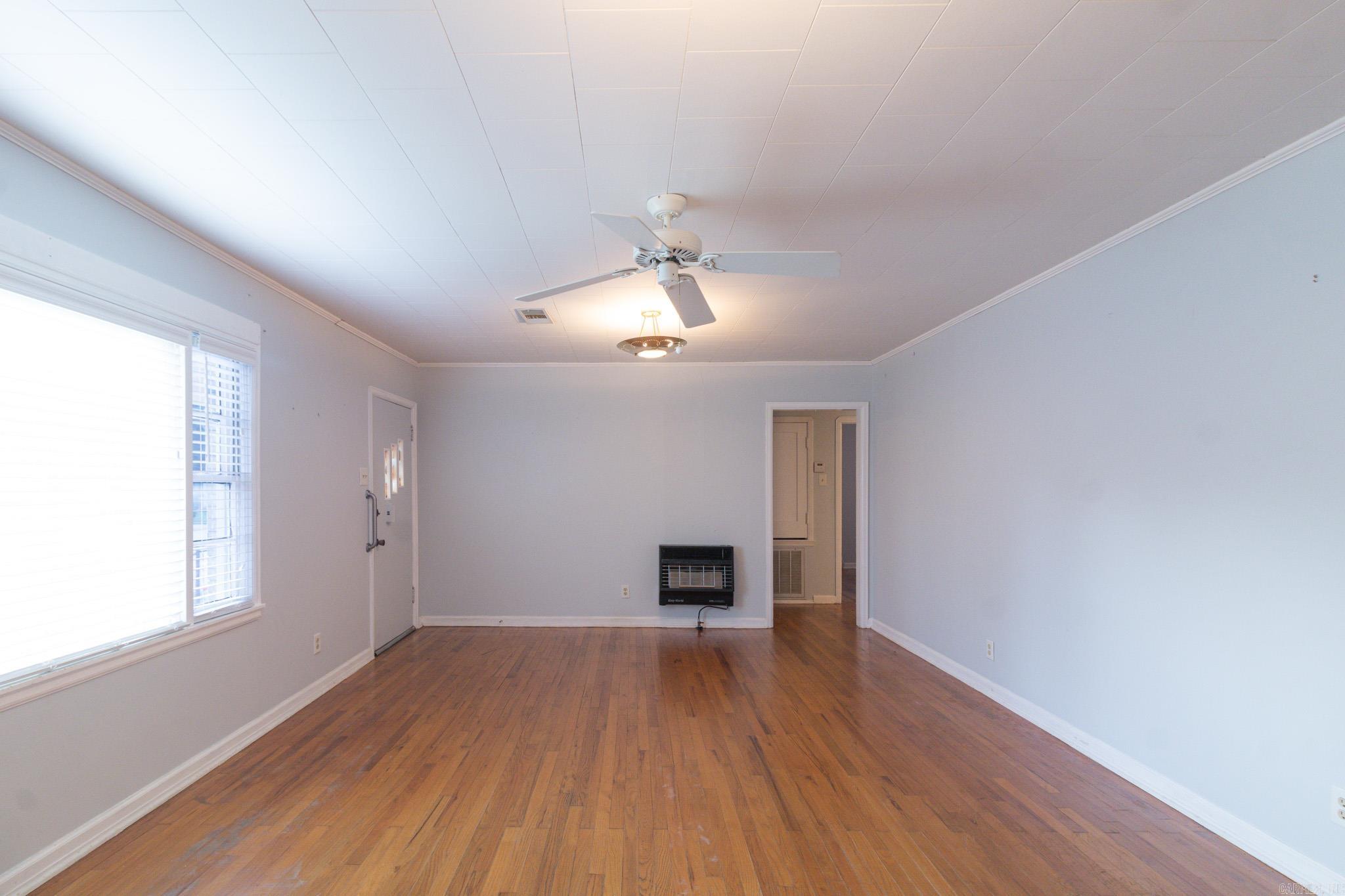 TEMPLES 3RD - Residential