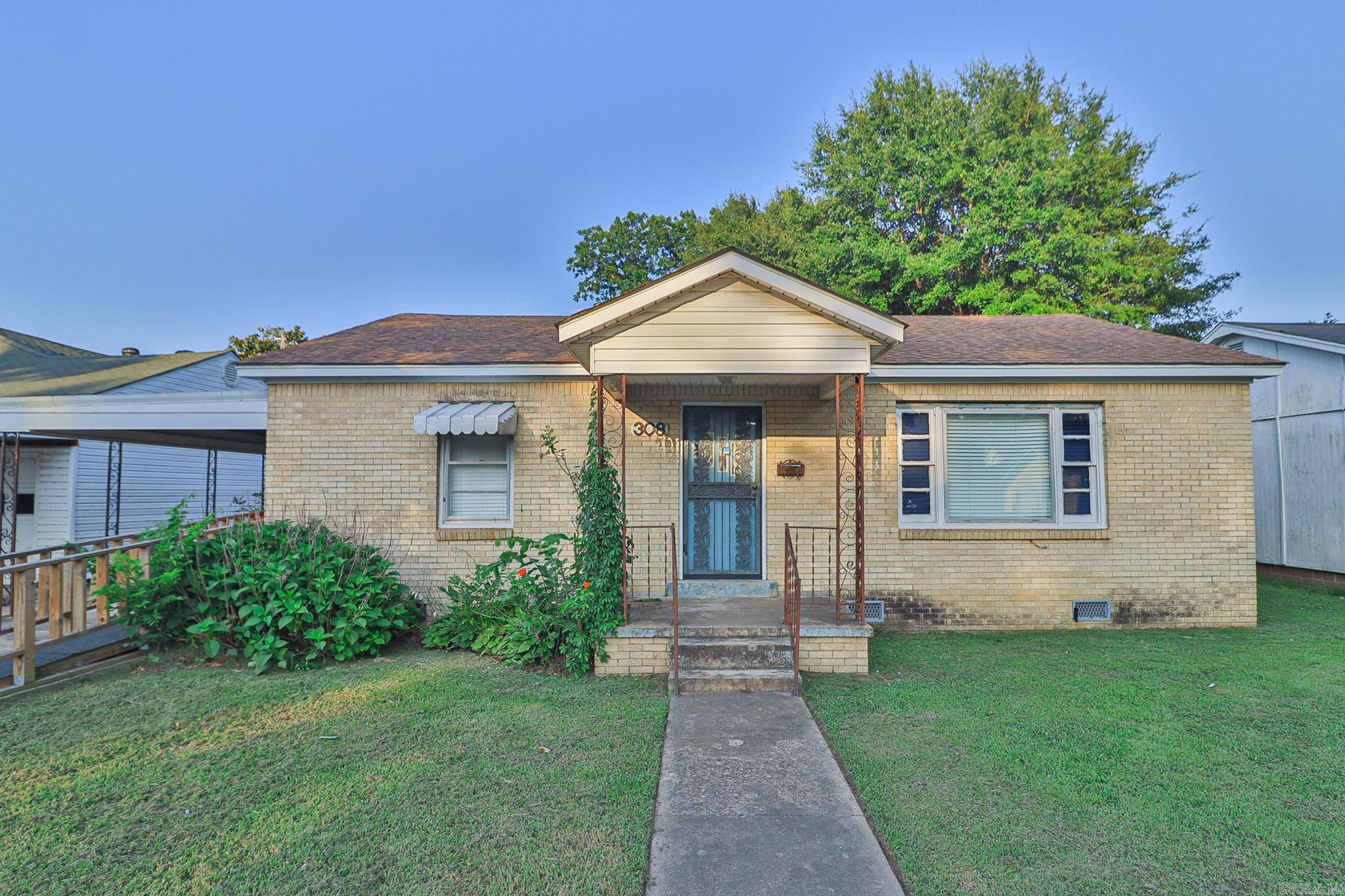 TEMPLES 3RD - Residential