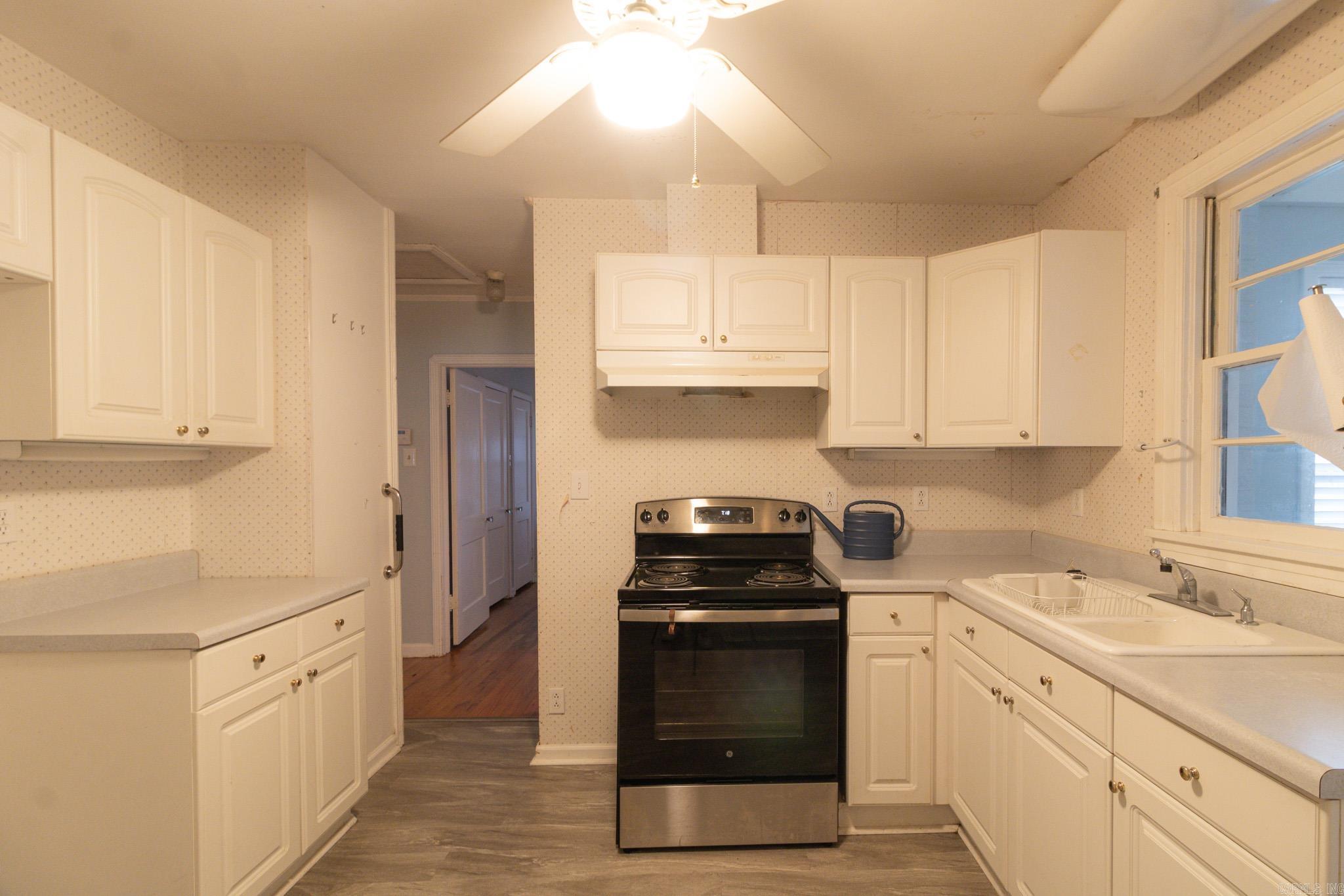 TEMPLES 3RD - Residential