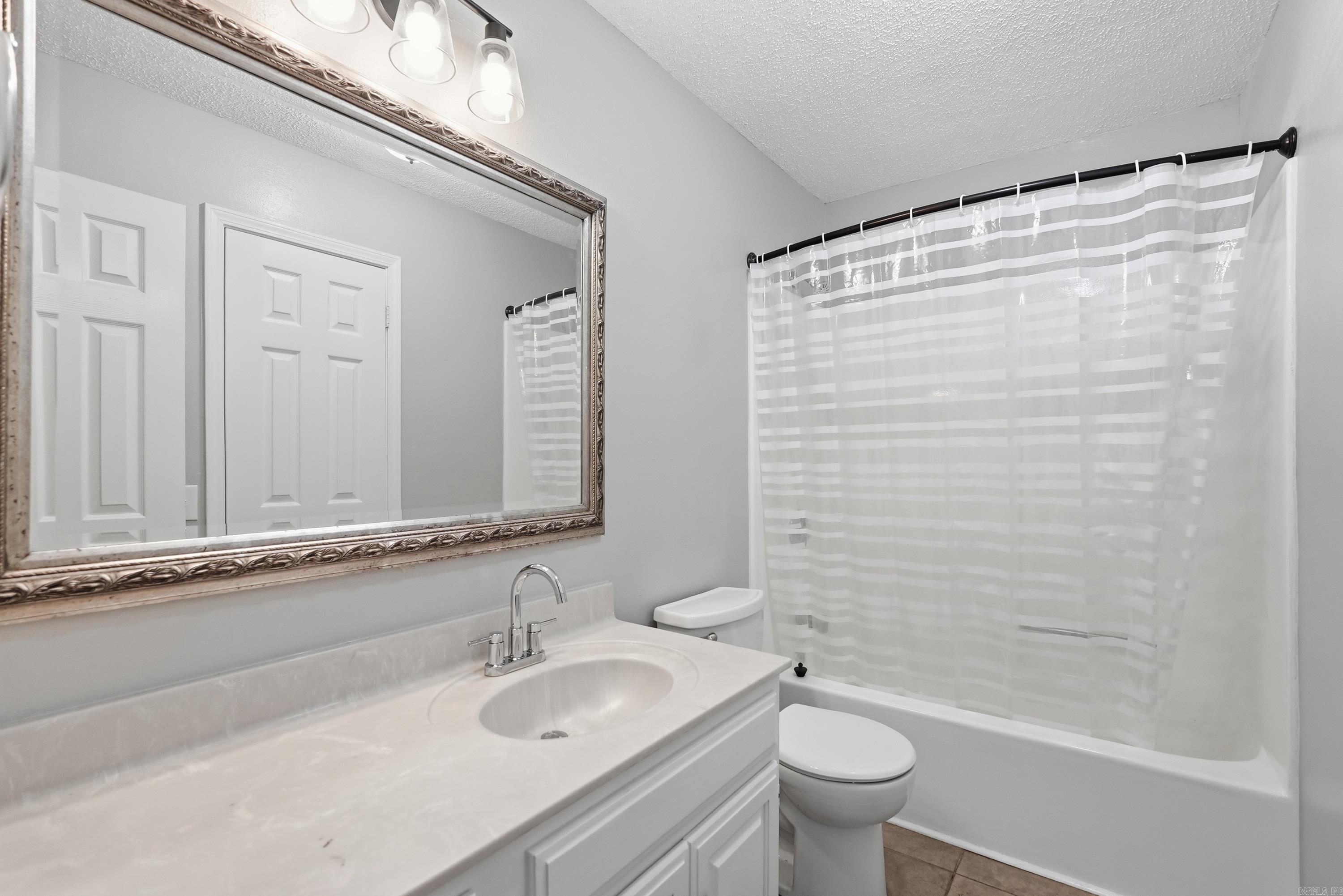GIBRALTER HGTS - Residential