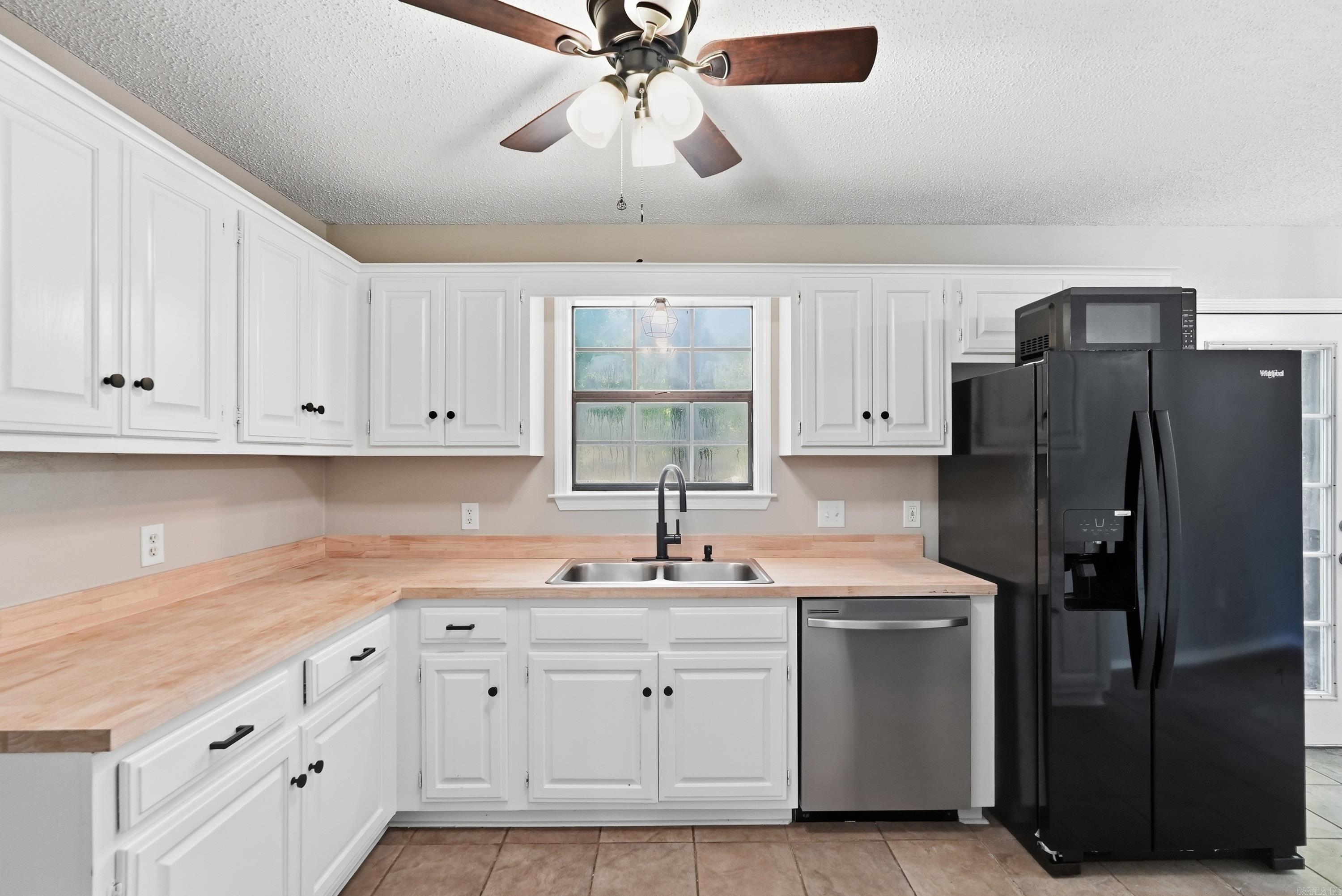 GIBRALTER HGTS - Residential