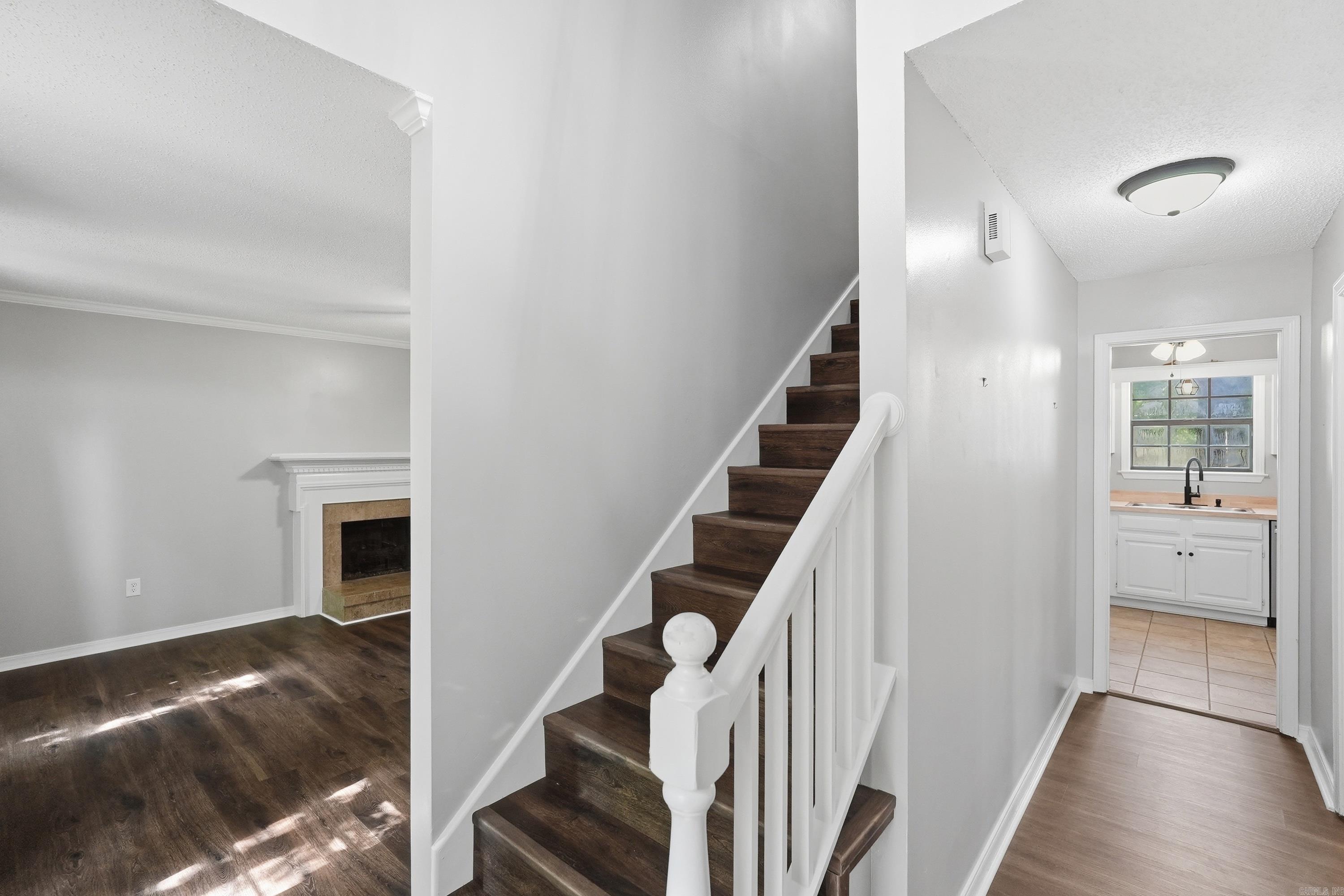 GIBRALTER HGTS - Residential