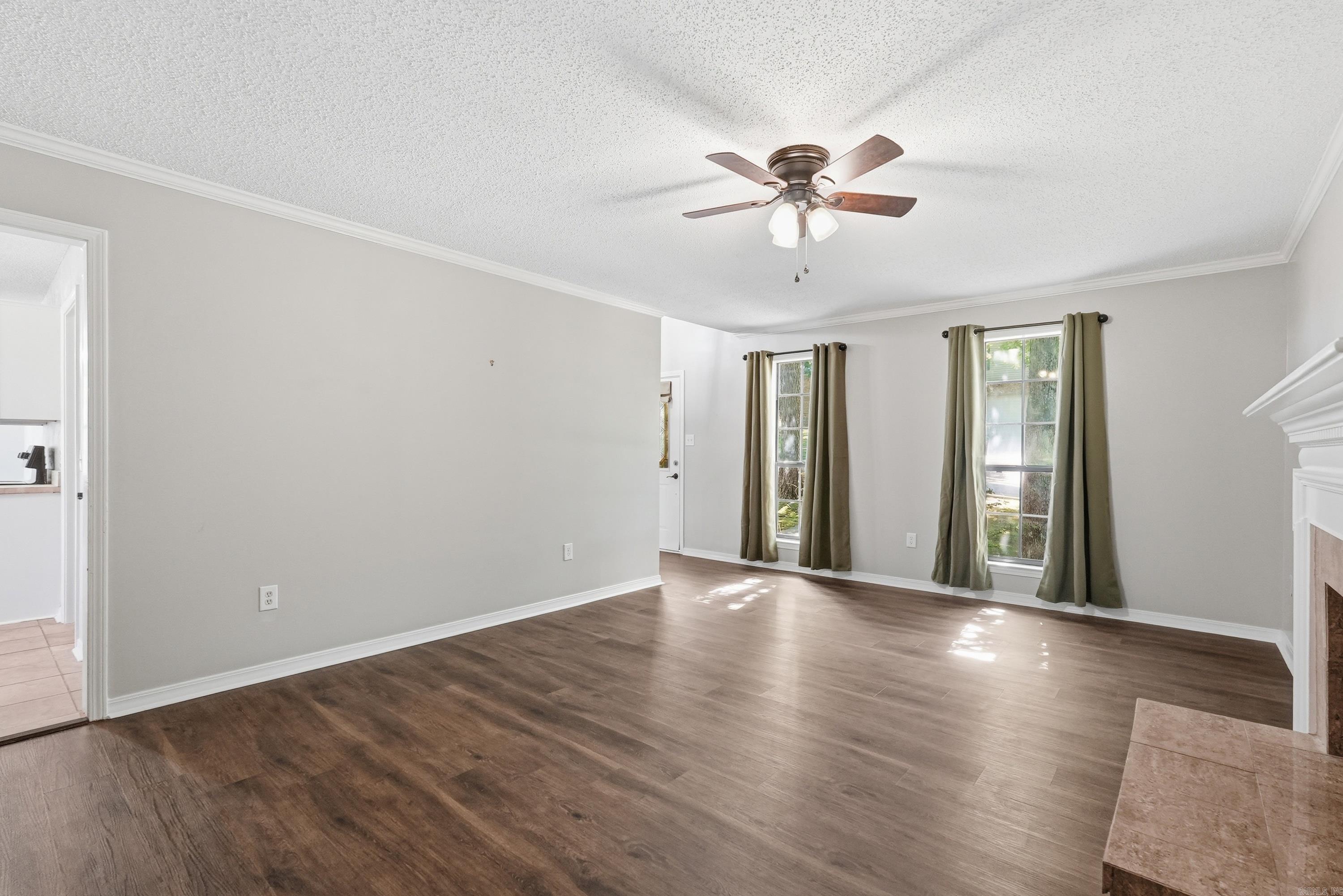 GIBRALTER HGTS - Residential