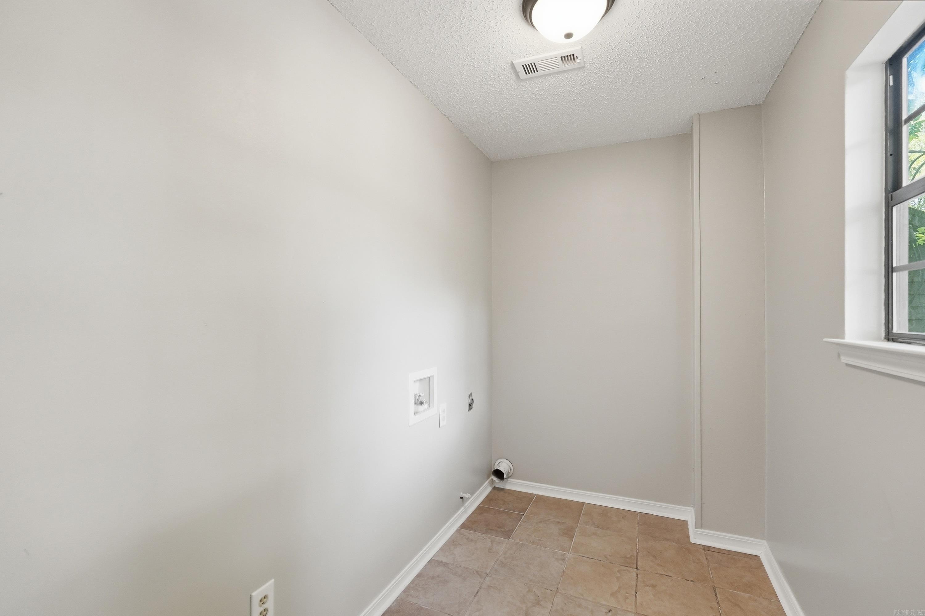 GIBRALTER HGTS - Residential