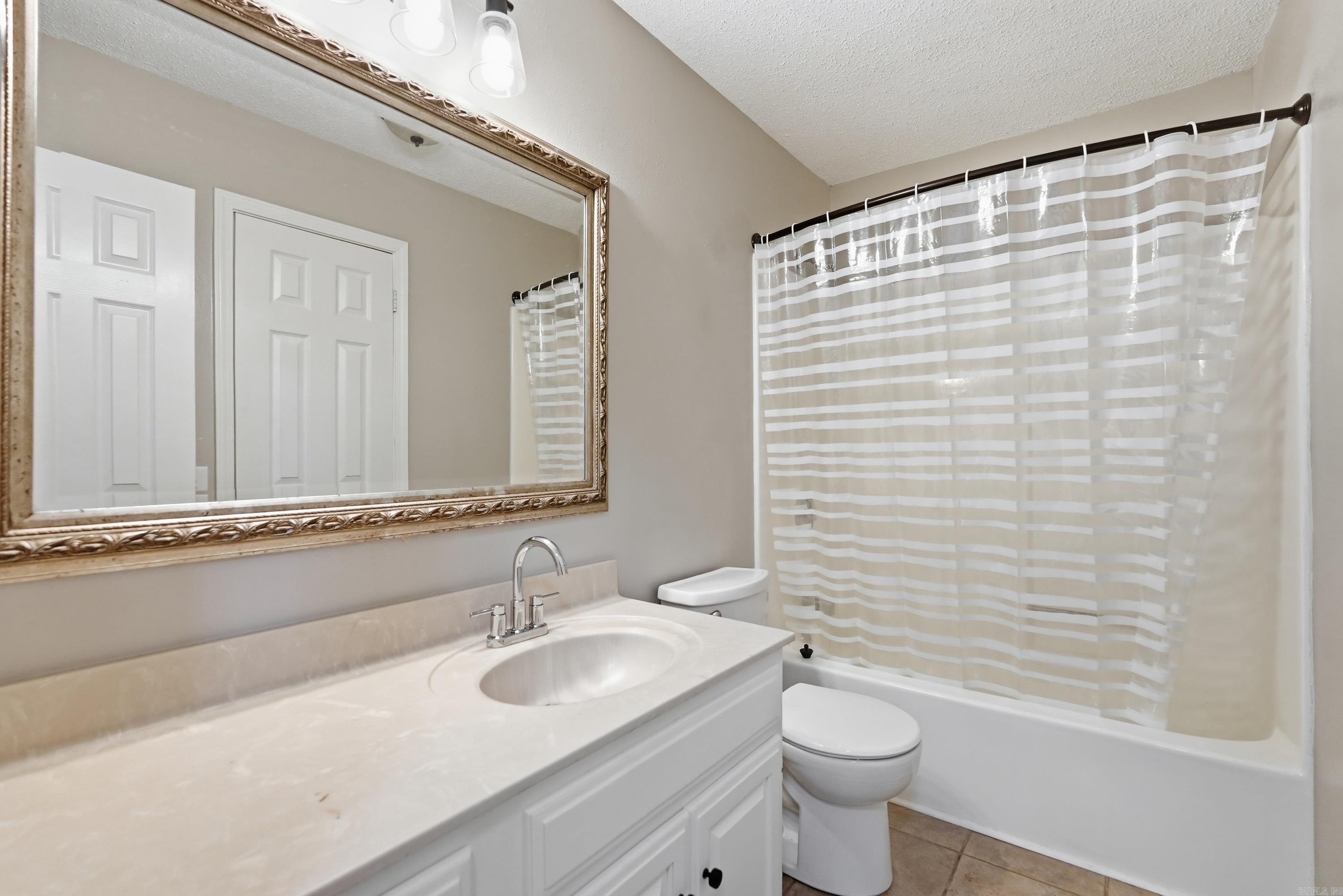 GIBRALTER HGTS - Residential