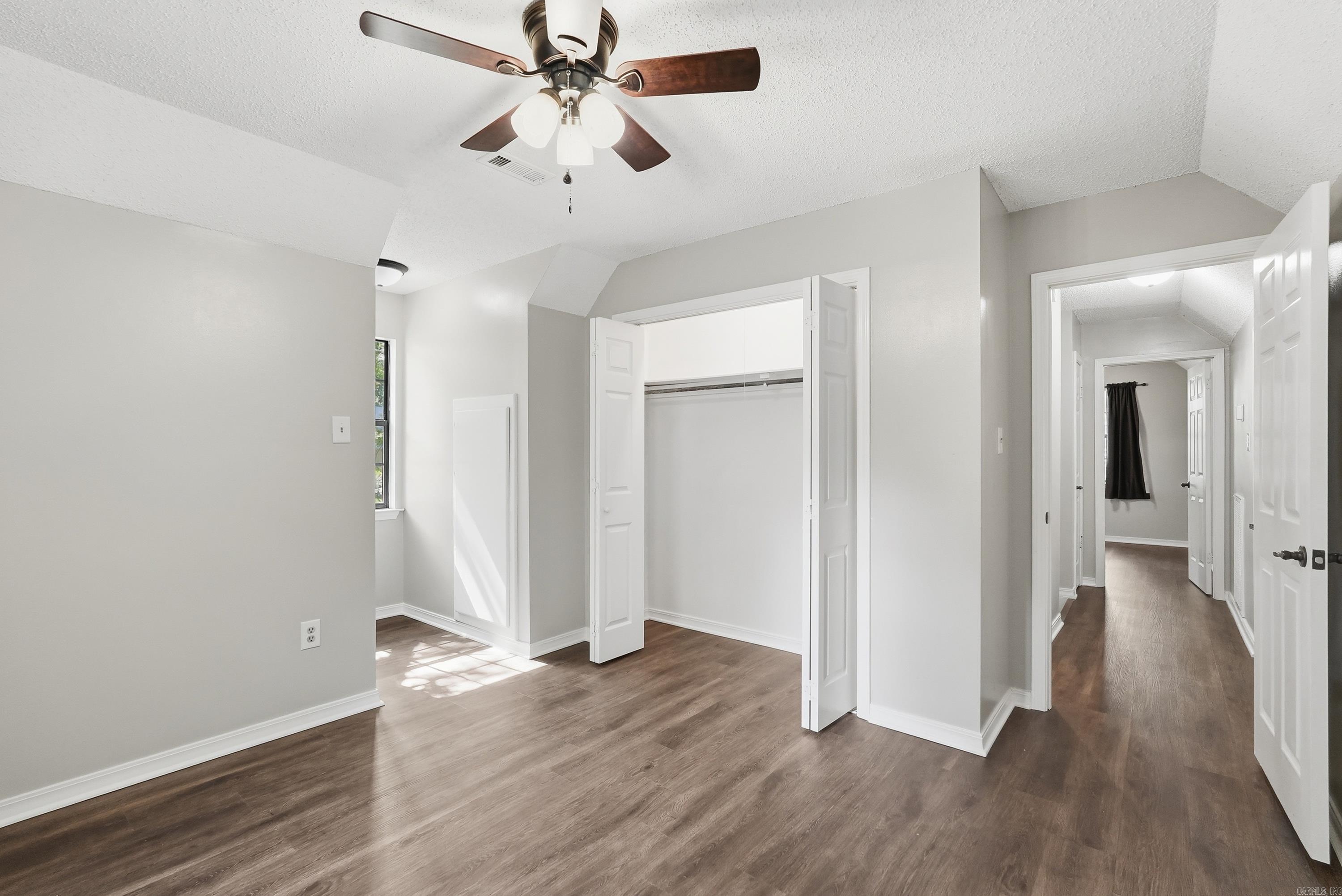 GIBRALTER HGTS - Residential