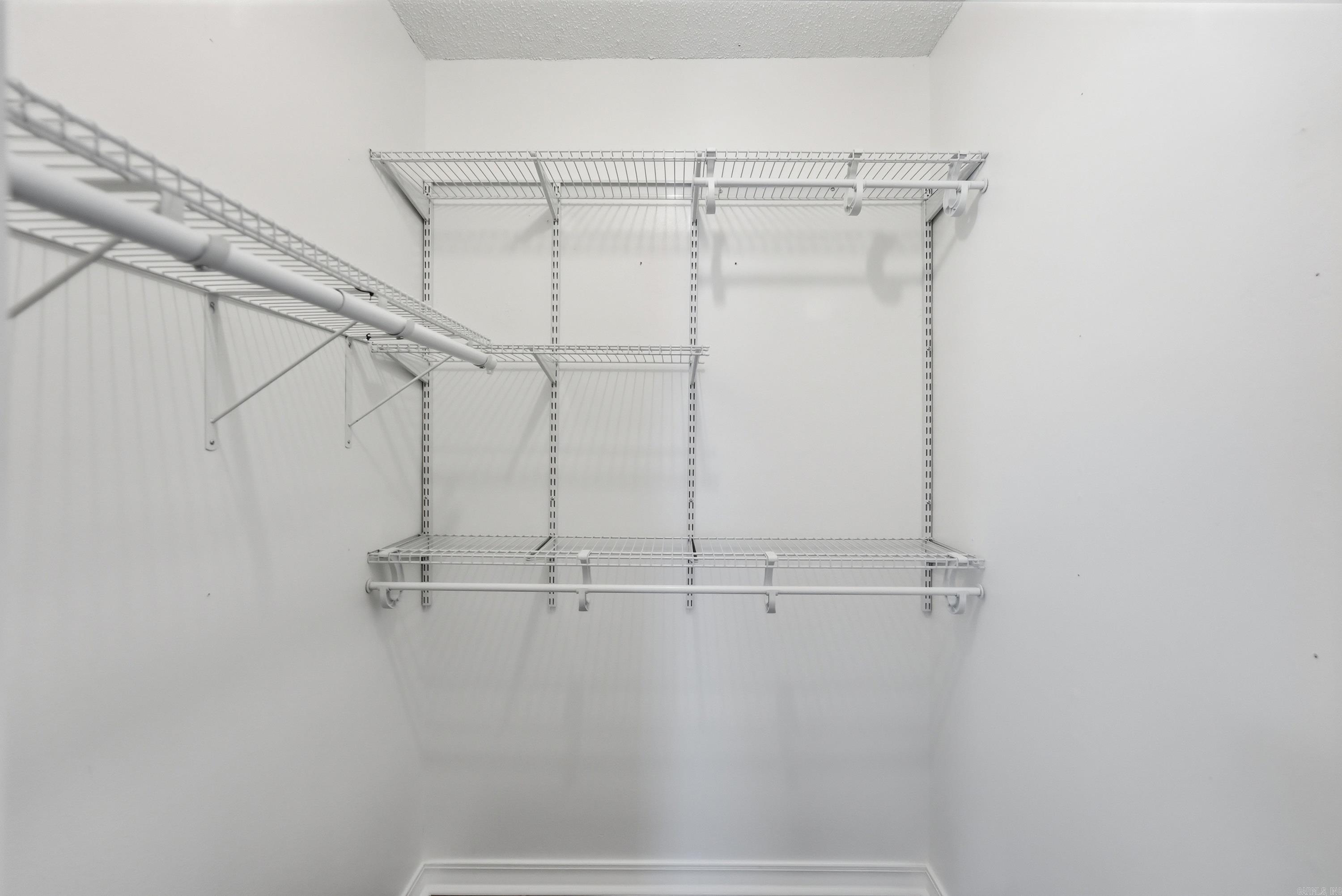 GIBRALTER HGTS - Residential