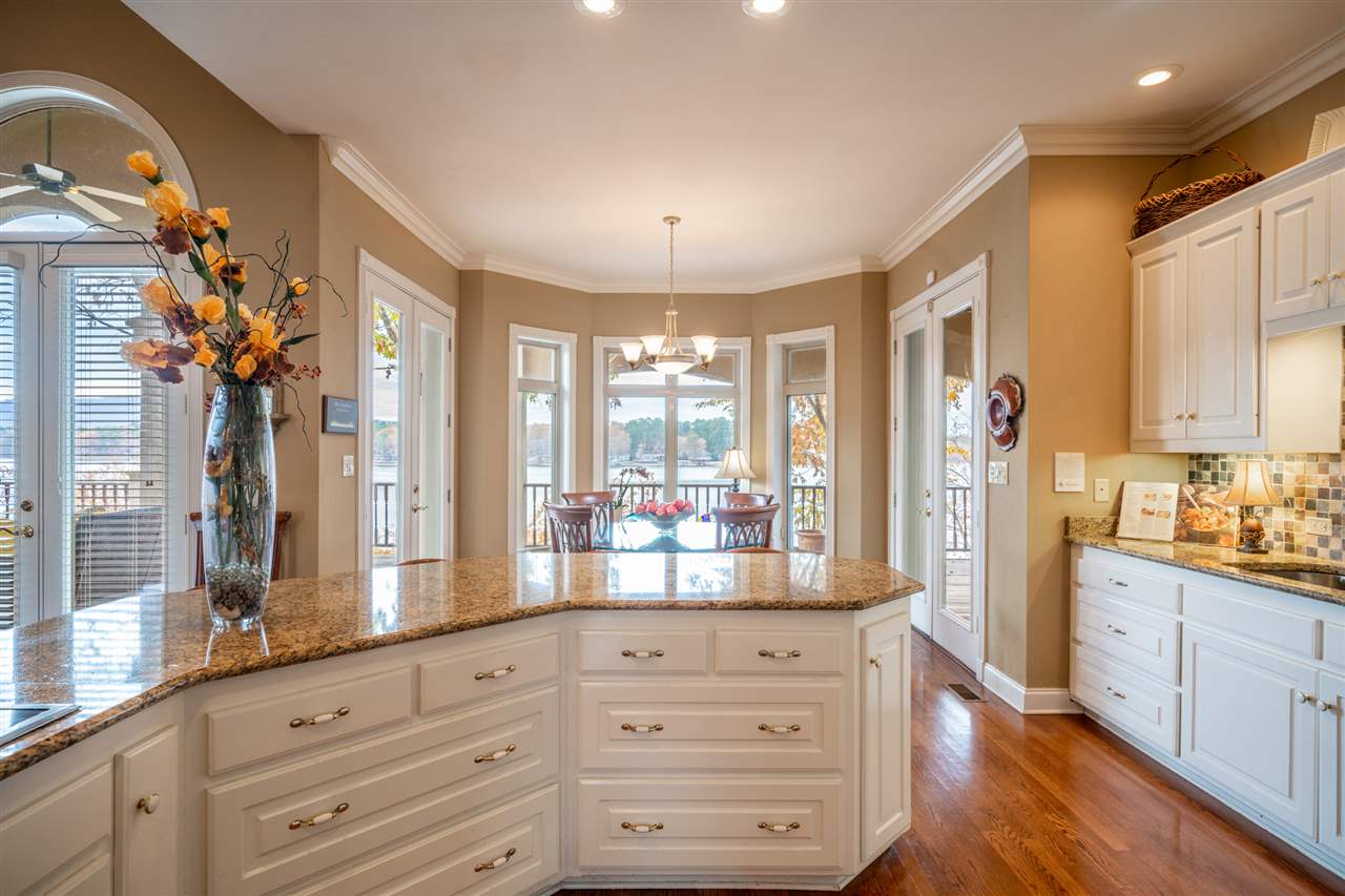 Driftwood Point - Residential