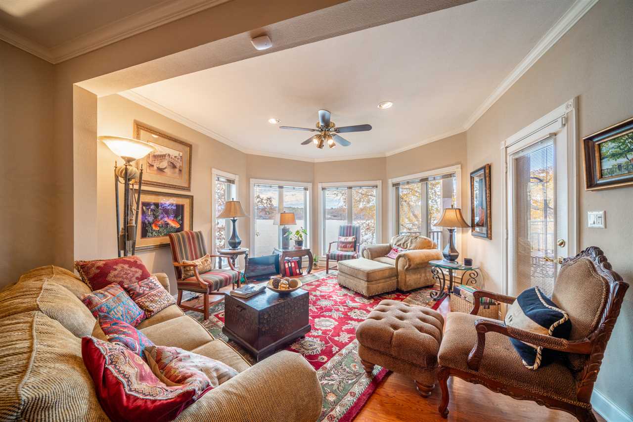 Driftwood Point - Residential