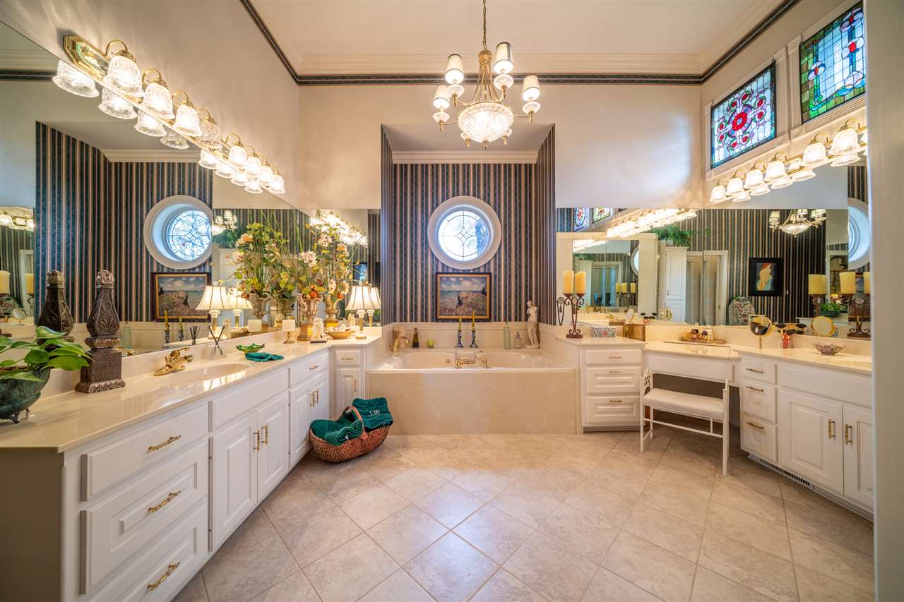 Driftwood Point - Residential