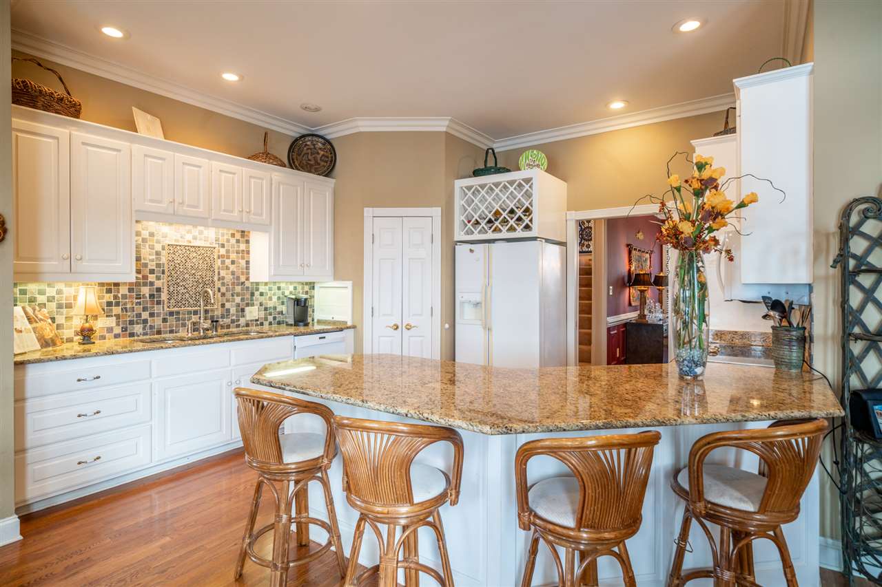 Driftwood Point - Residential