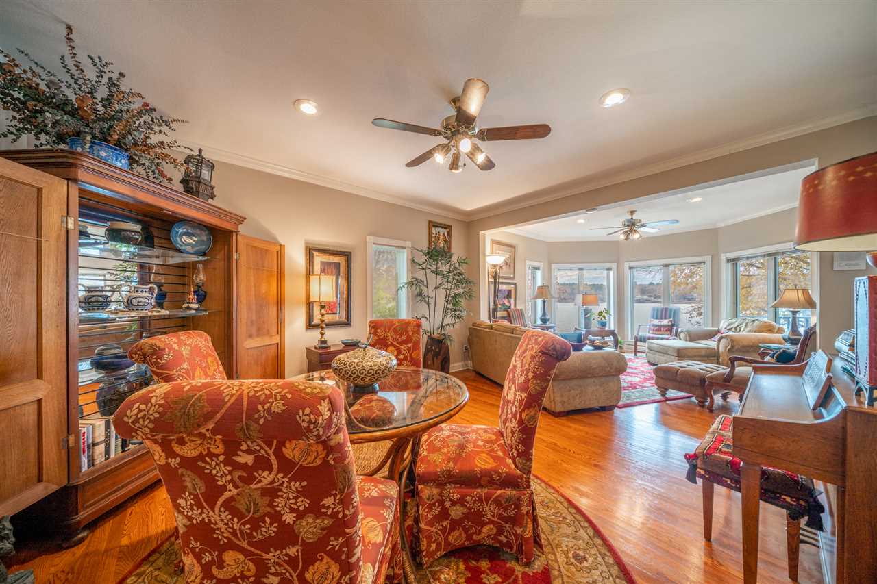 Driftwood Point - Residential