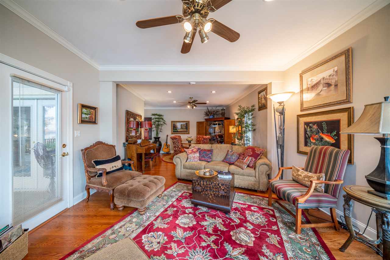 Driftwood Point - Residential