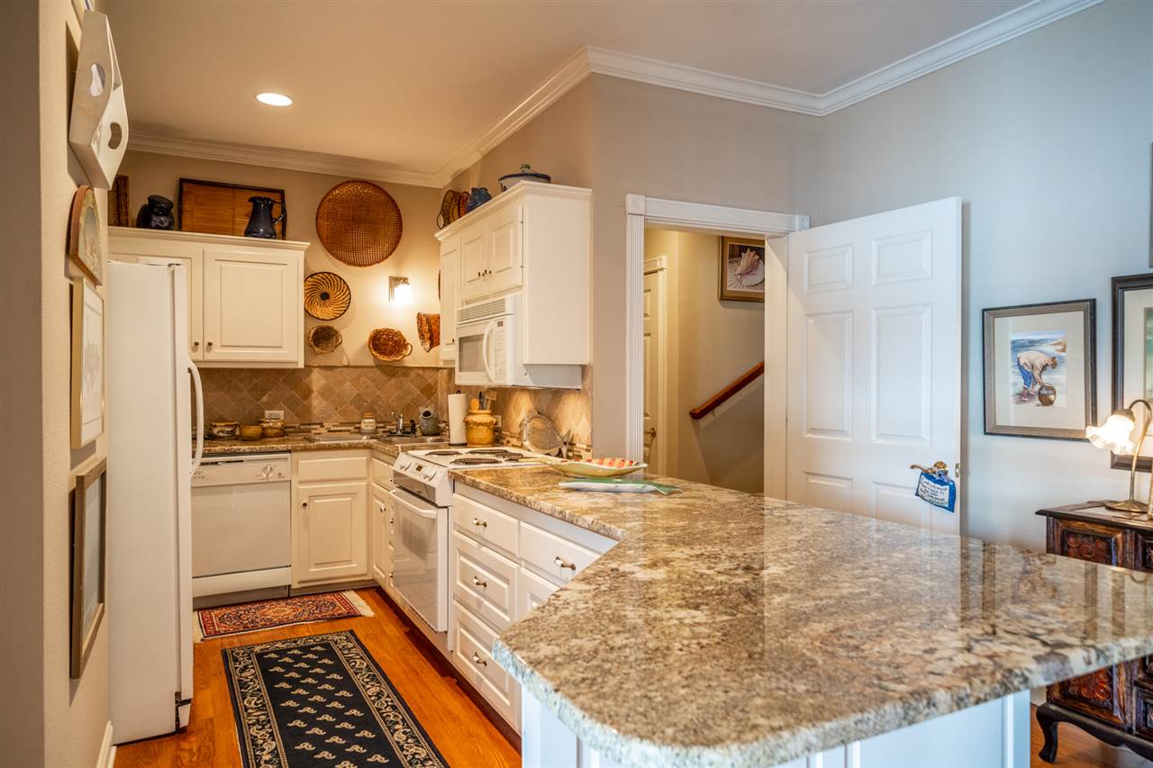 Driftwood Point - Residential