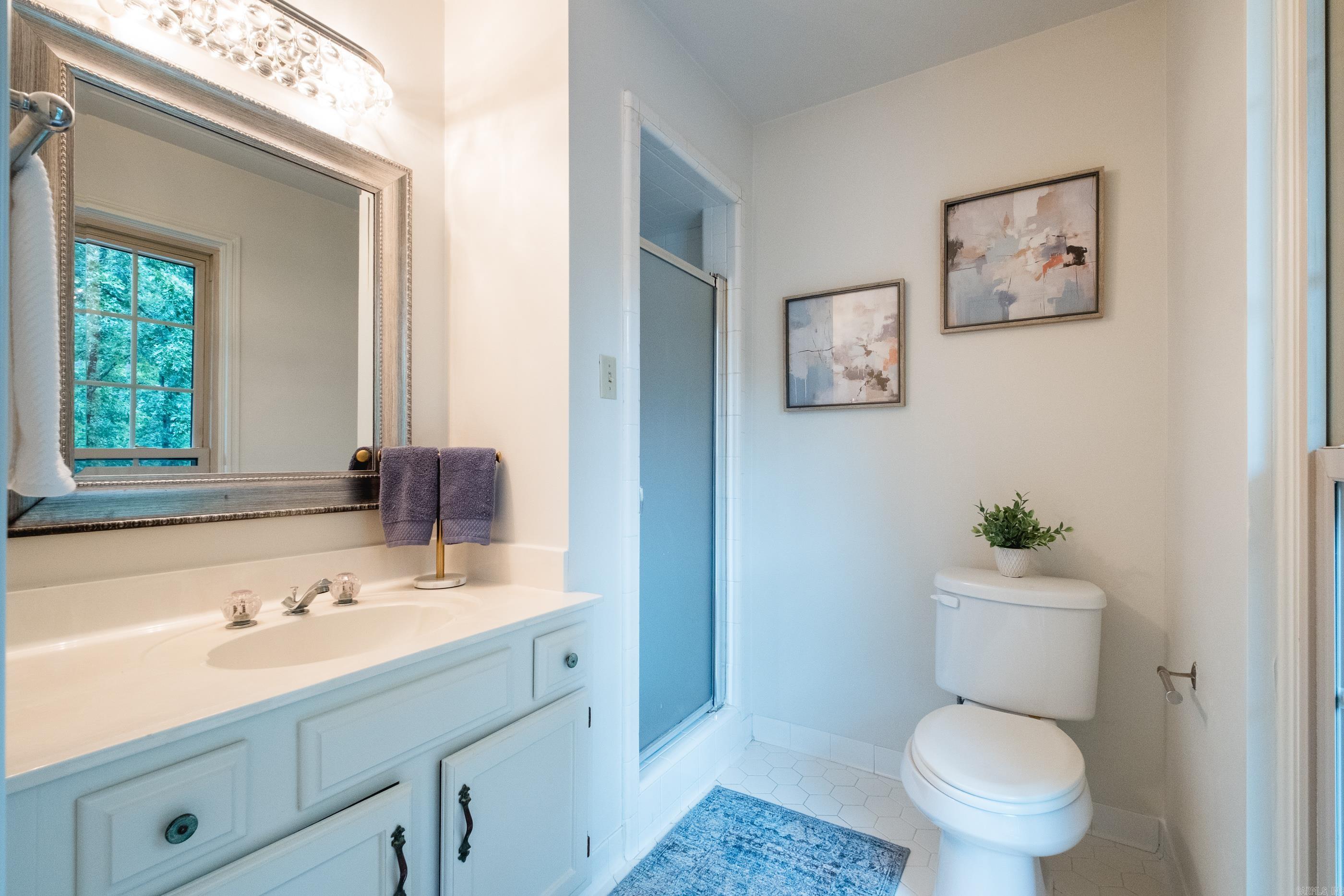 ANDOVER SQUARE - Residential