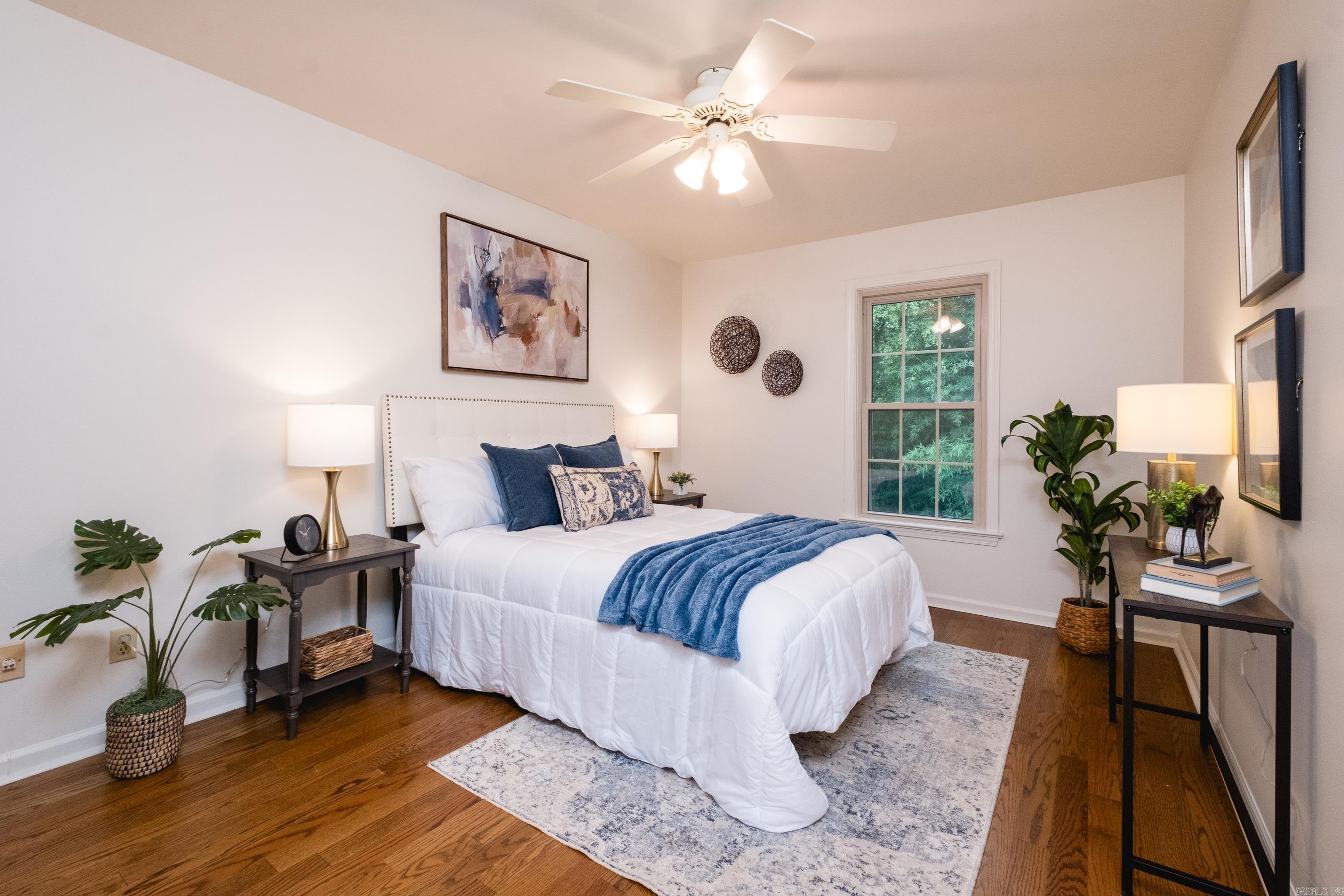 ANDOVER SQUARE - Residential