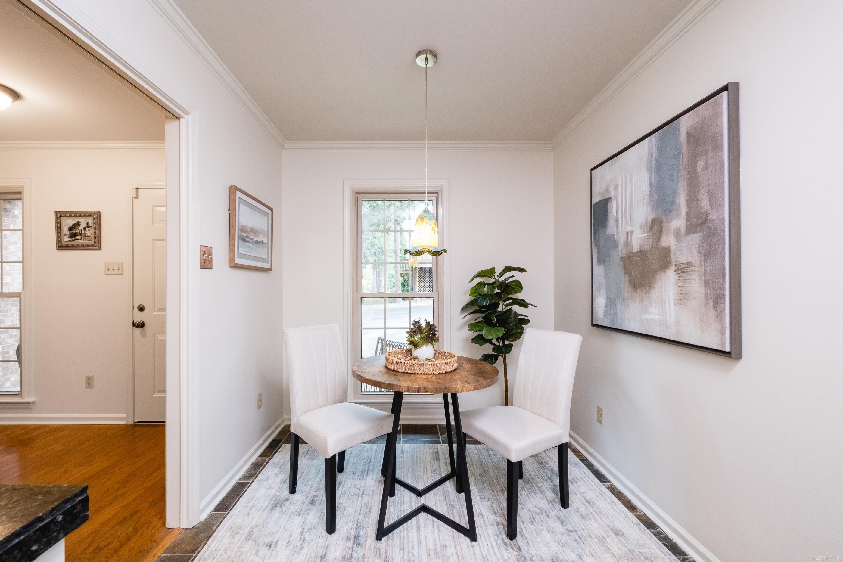 ANDOVER SQUARE - Residential