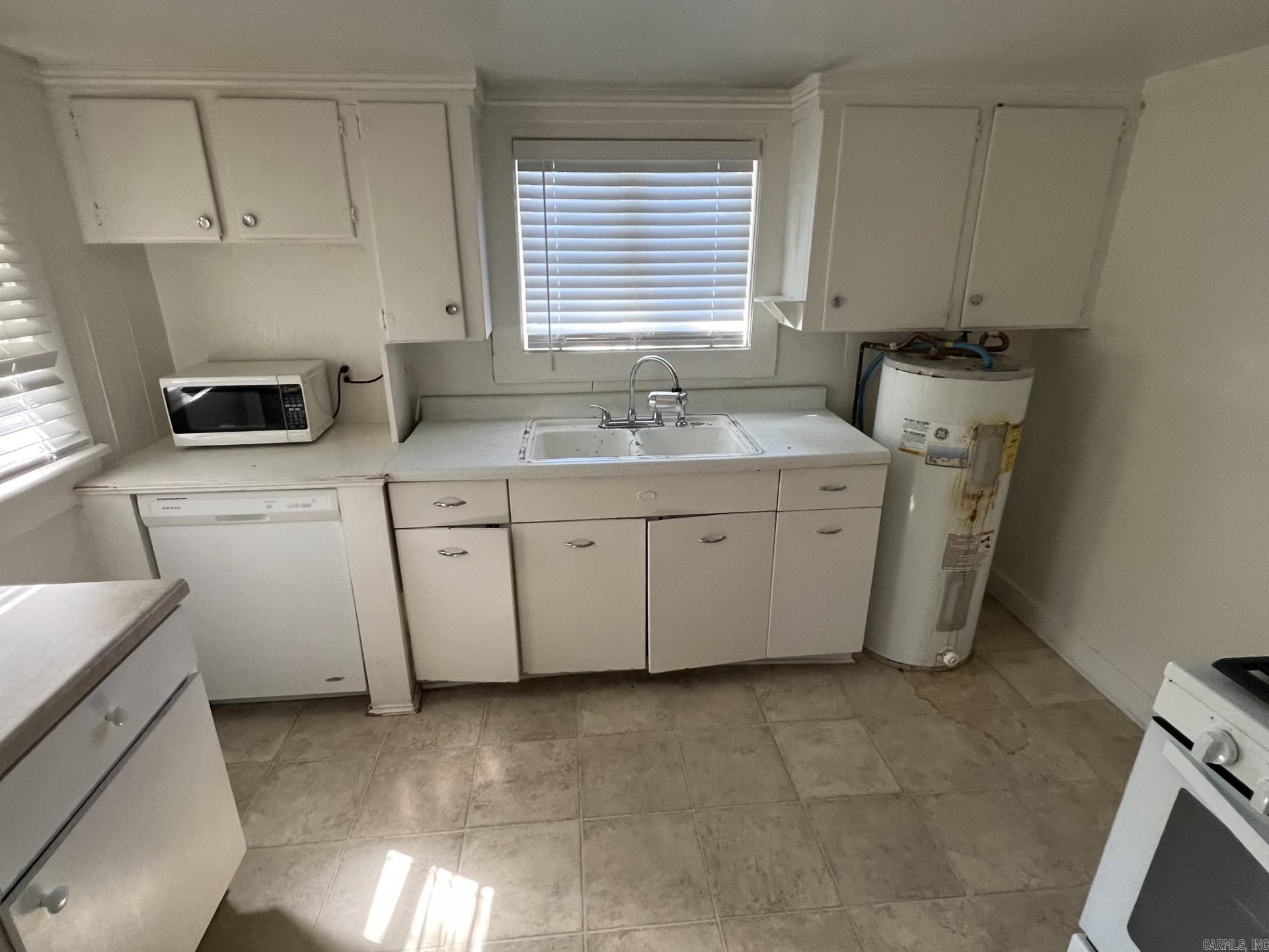 Hollenburg - Residential Lease