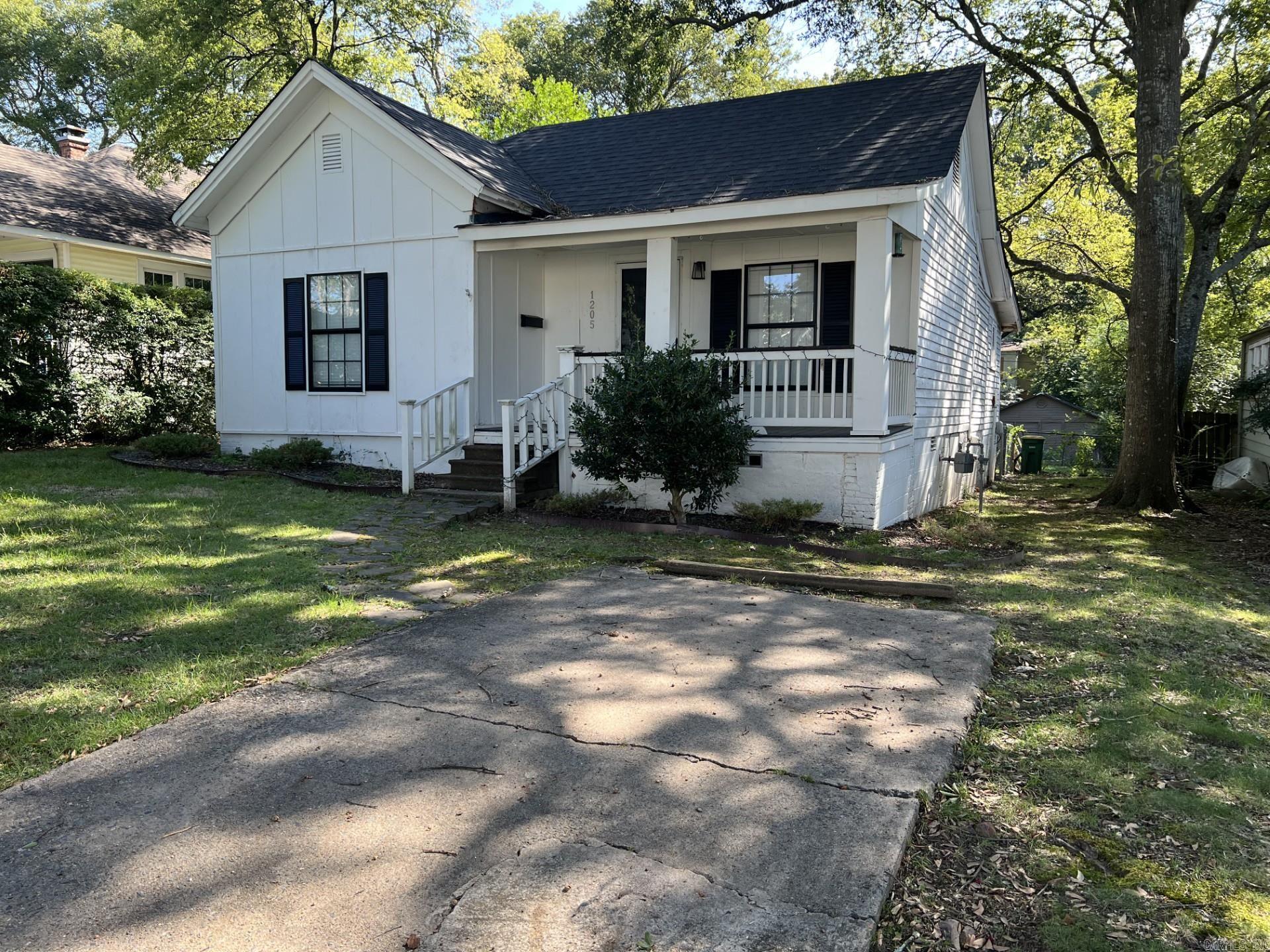 Hollenburg - Residential Lease