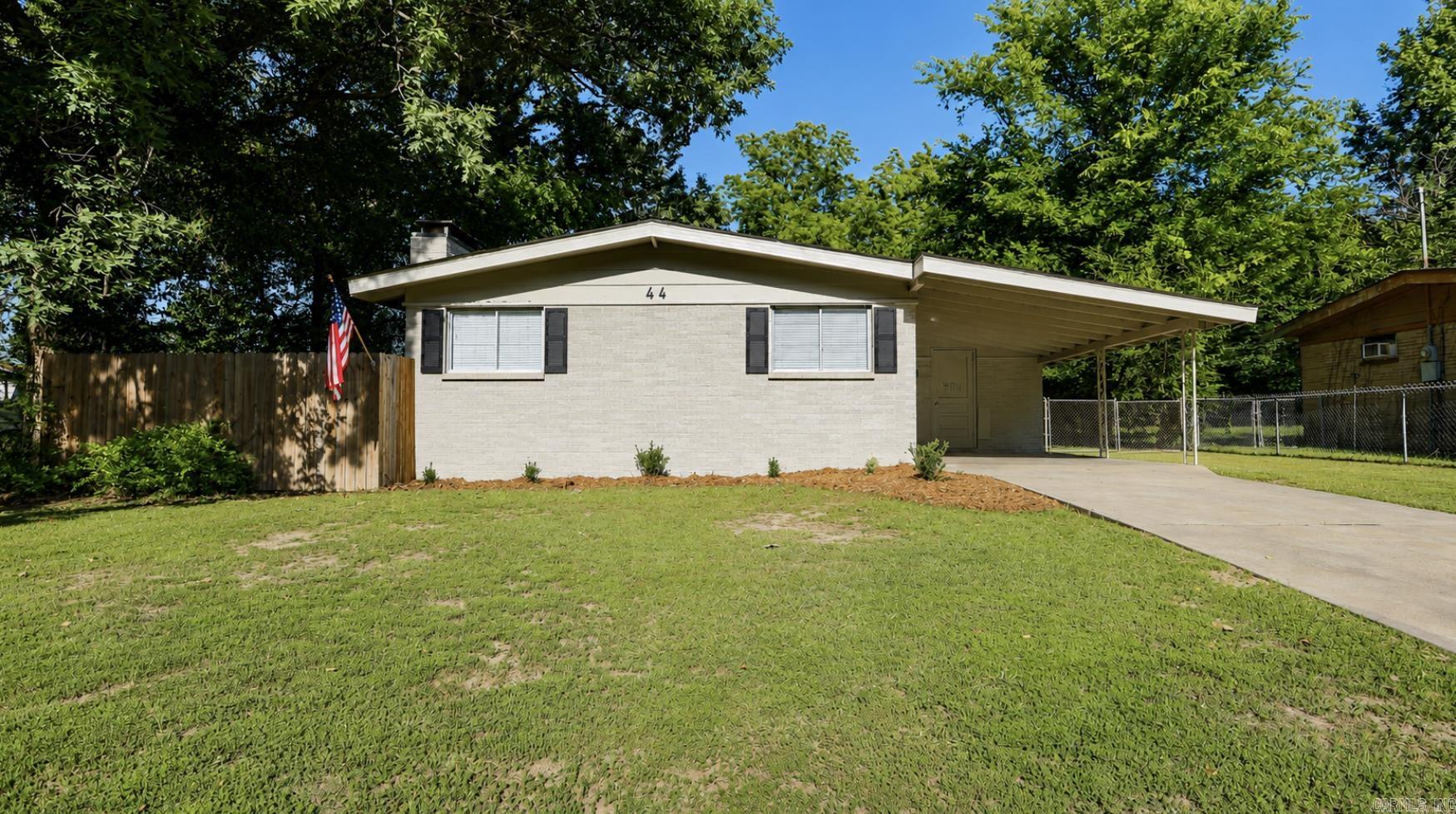 This is a super cute home in Sunnydale. It has a nice sized lot with a big back yard and a great shady patio area. All of the flooring has been recently replaced along with exterior and interior paint! The appliances are only 2 years old as well. Roof is approx 5 years old. We are excited for you to come and see if this home could be yours!