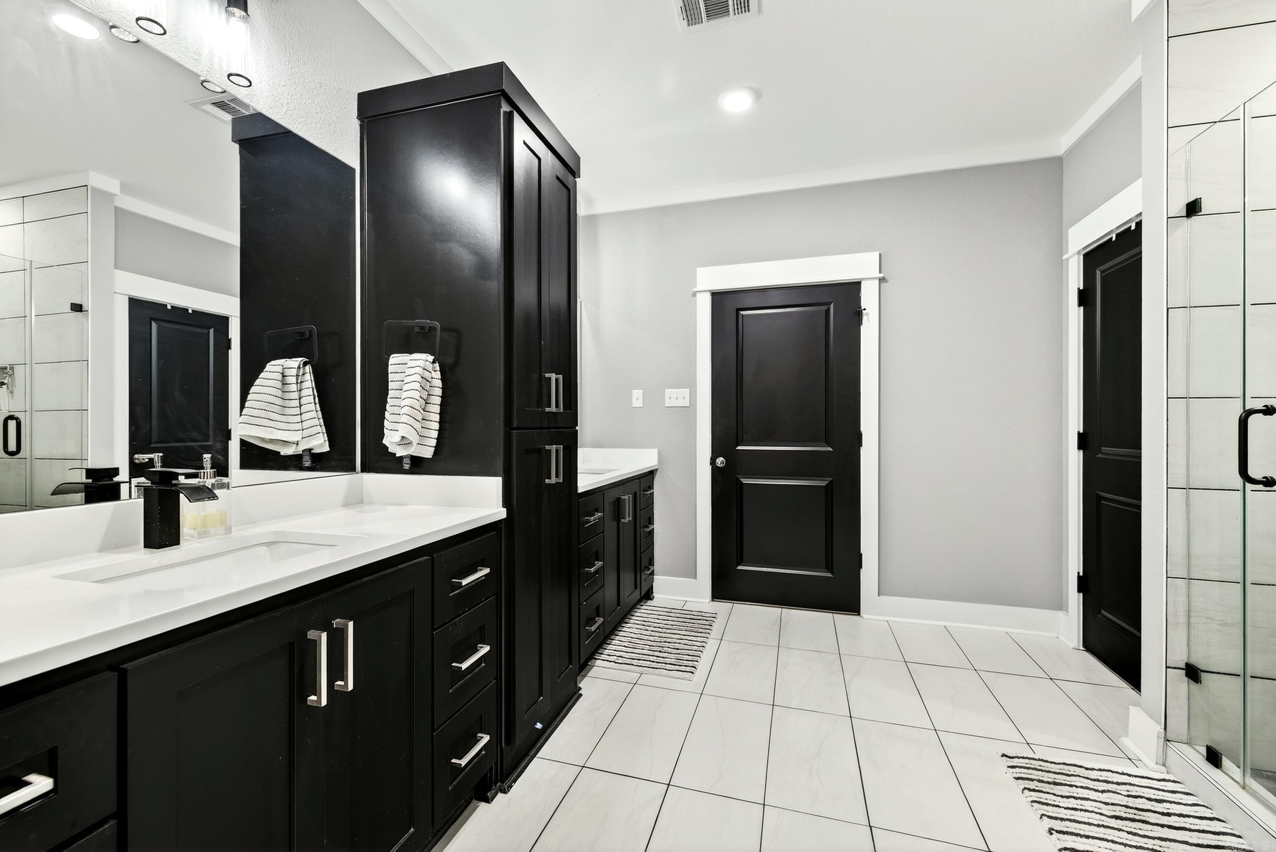 HIDDEN VALLEY ESTATES - Residential