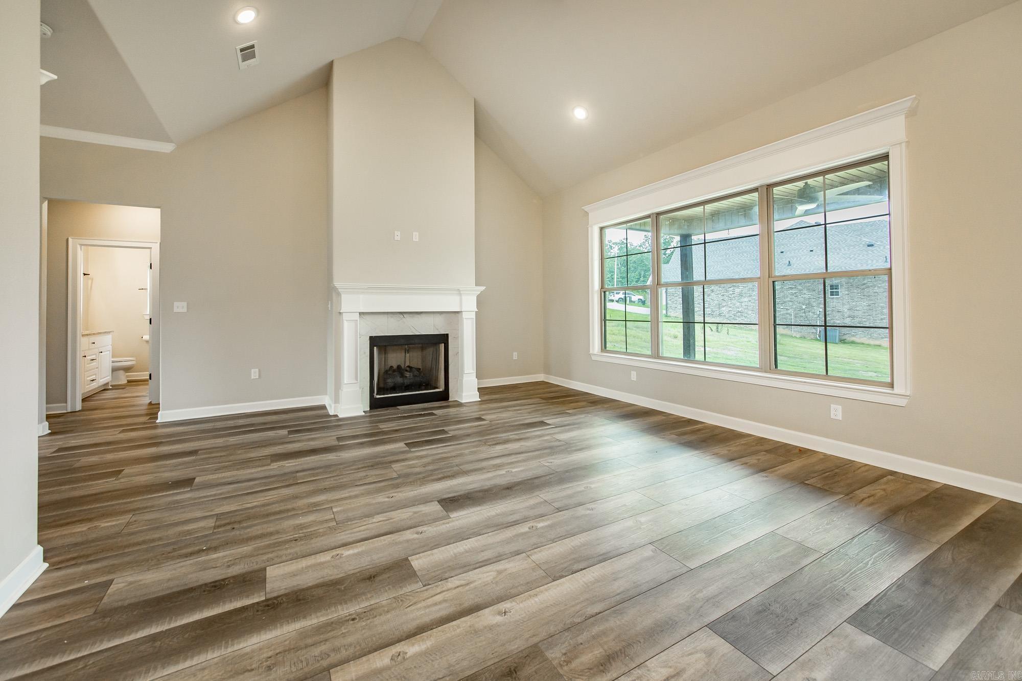 BENT TREE ESTATES - Residential