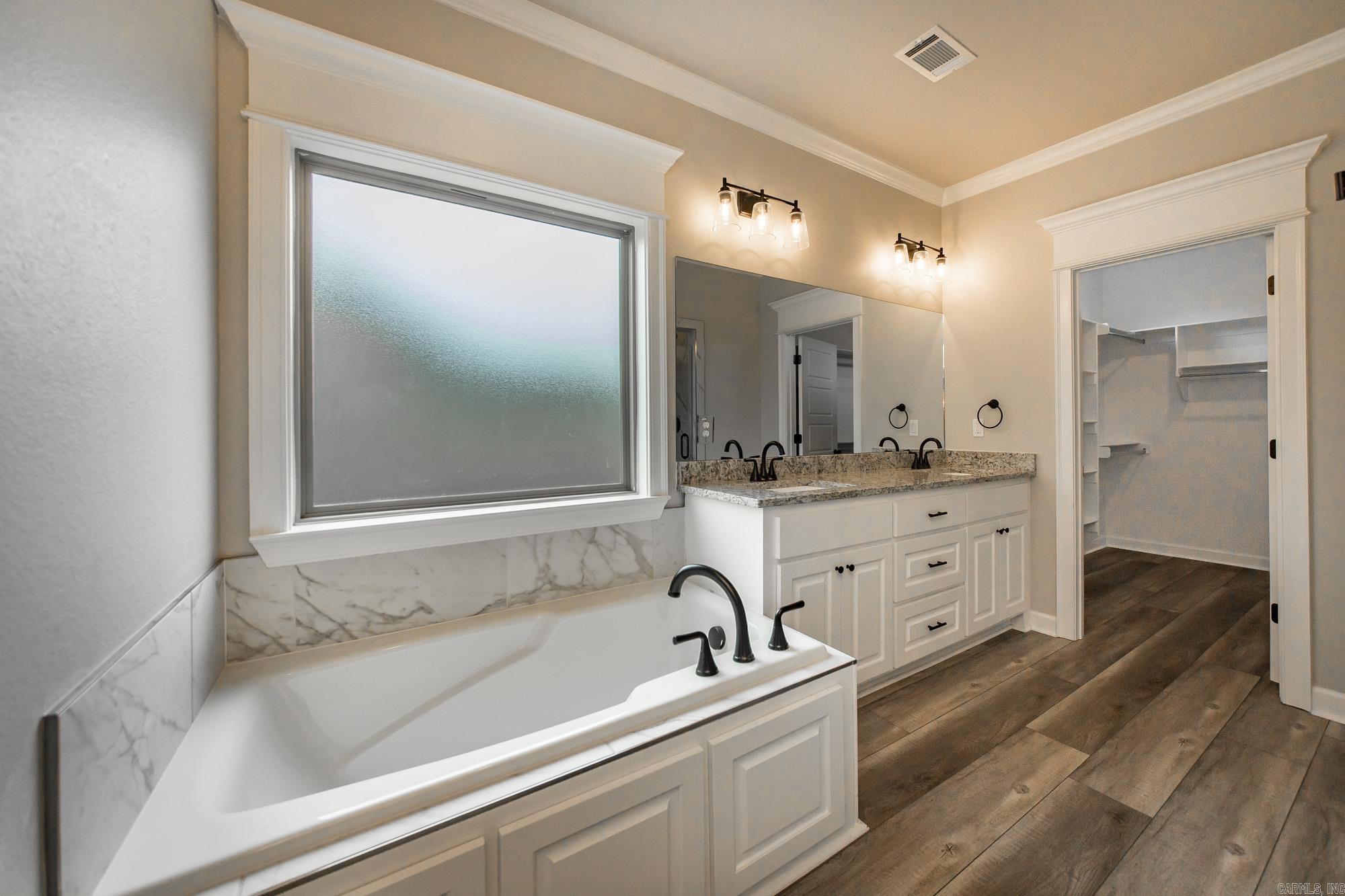 BENT TREE ESTATES - Residential