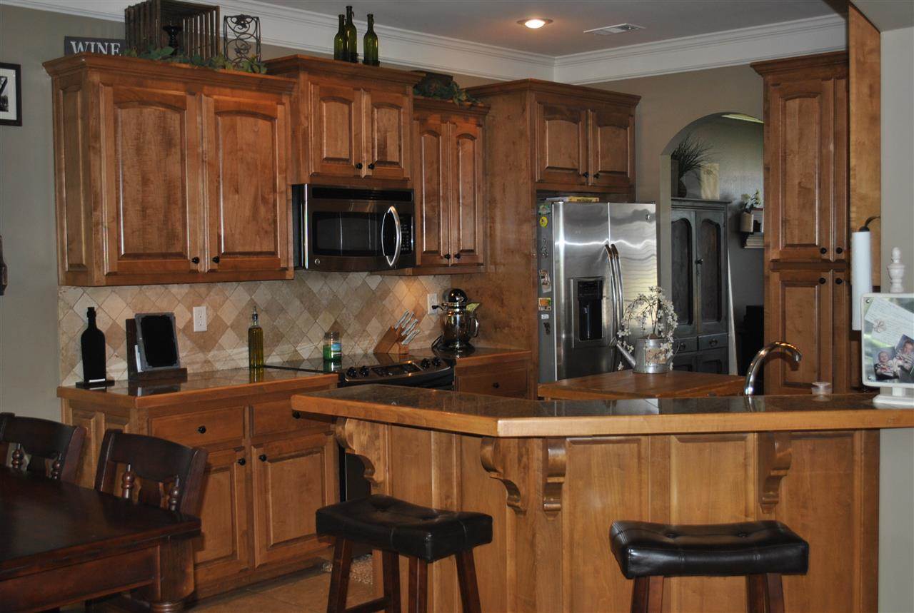 HURRICANE MEADOWS - Residential