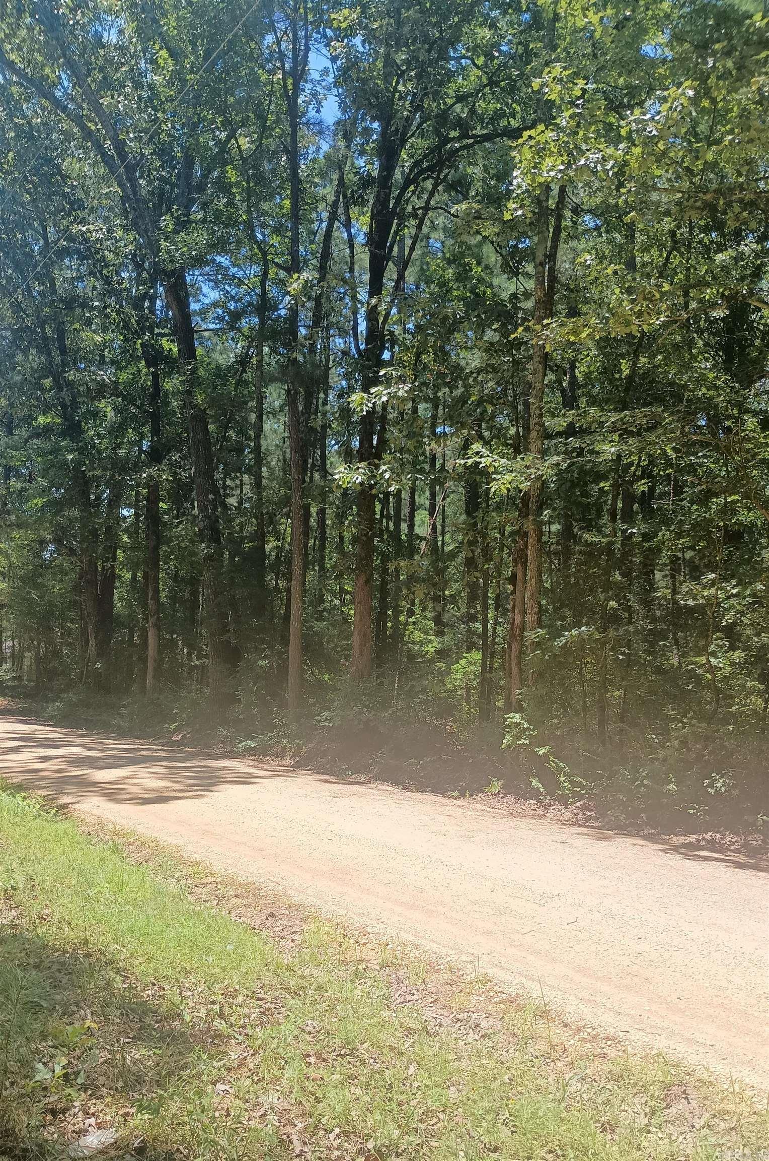 Buy dirt! It's 8 acres of lots of potential with no restrictions!