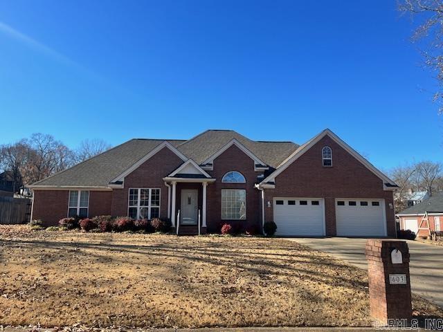 RIVER OAKS - Residential