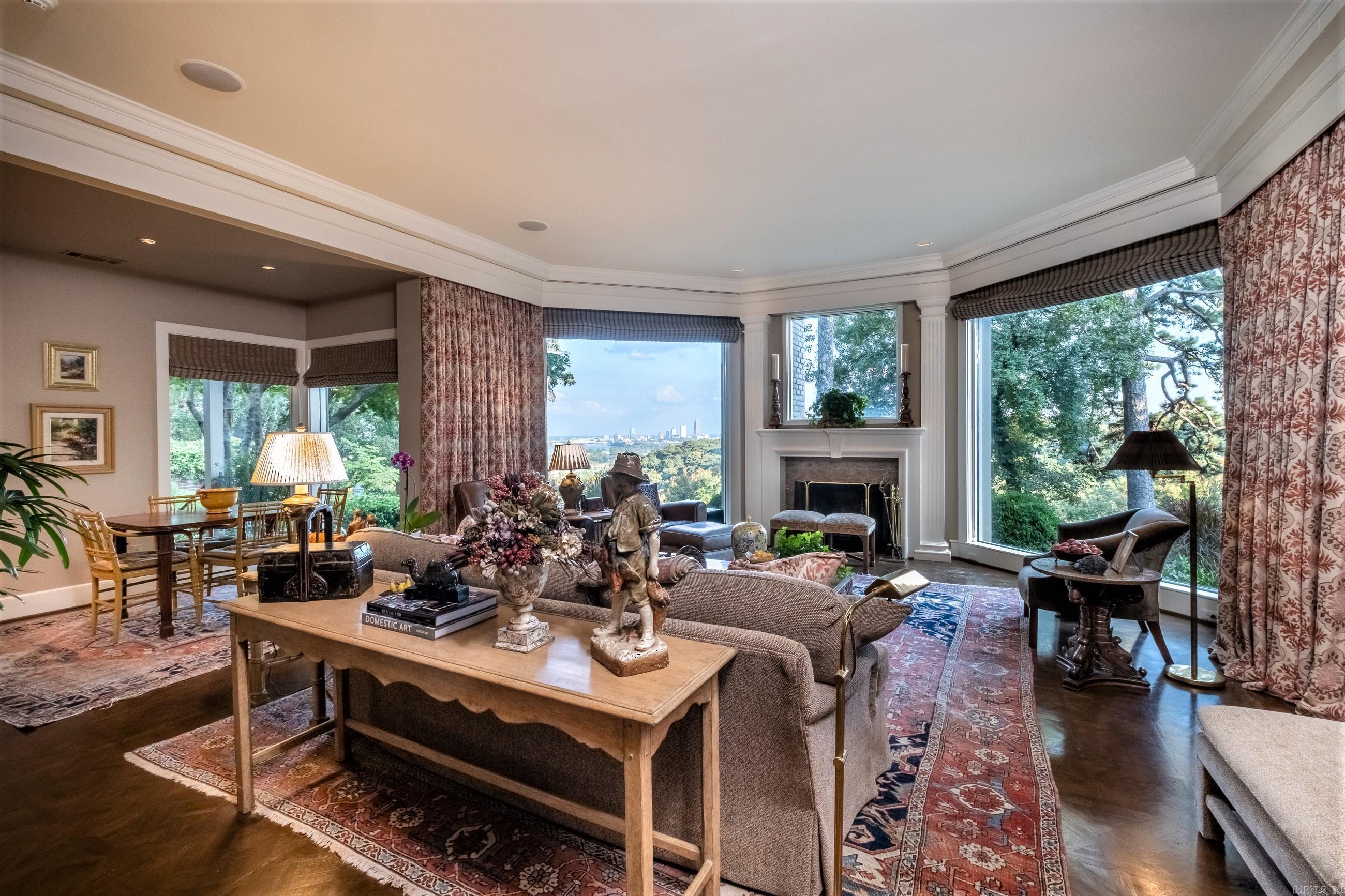 EDGEHILL - Residential