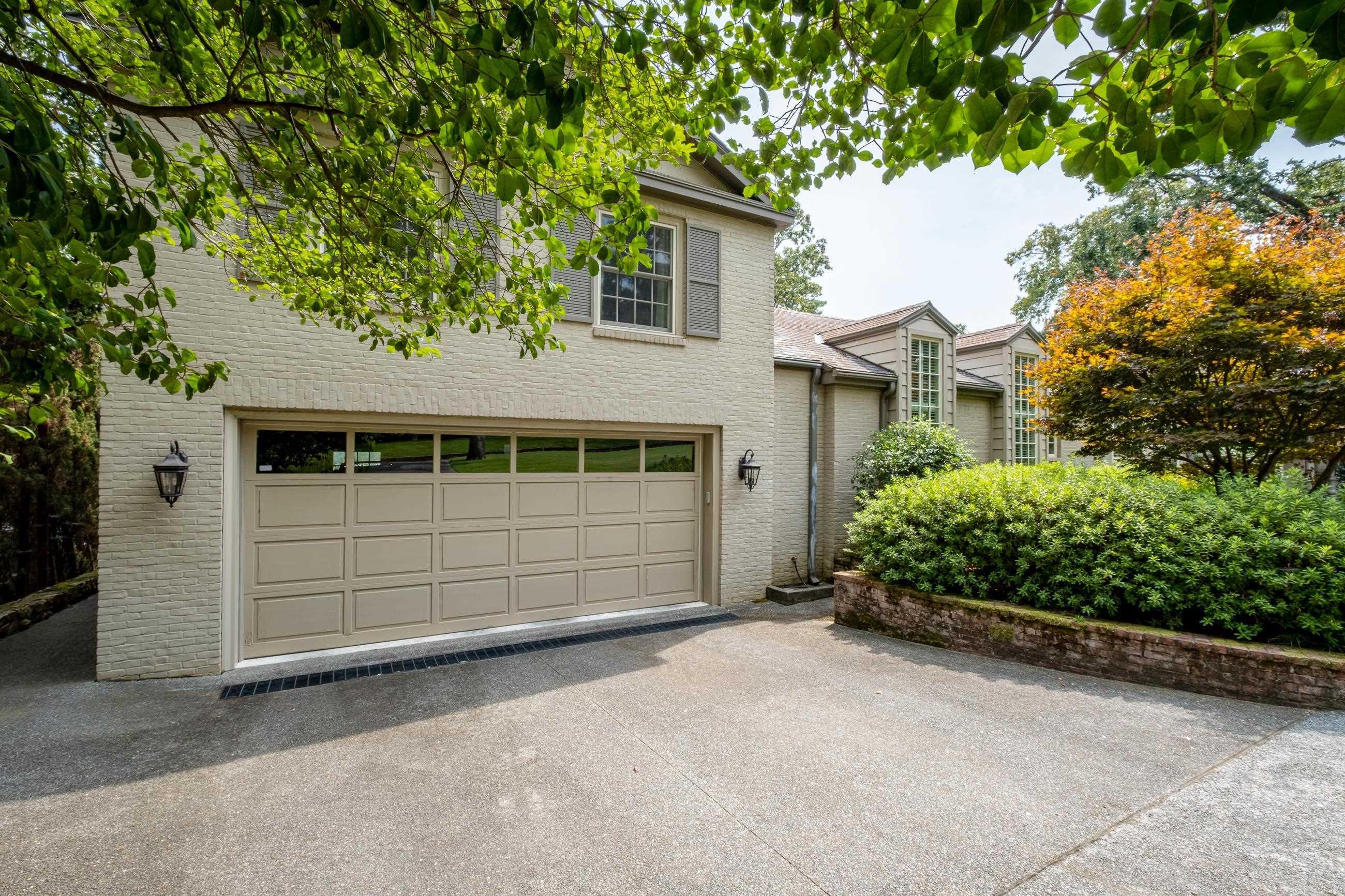 EDGEHILL - Residential