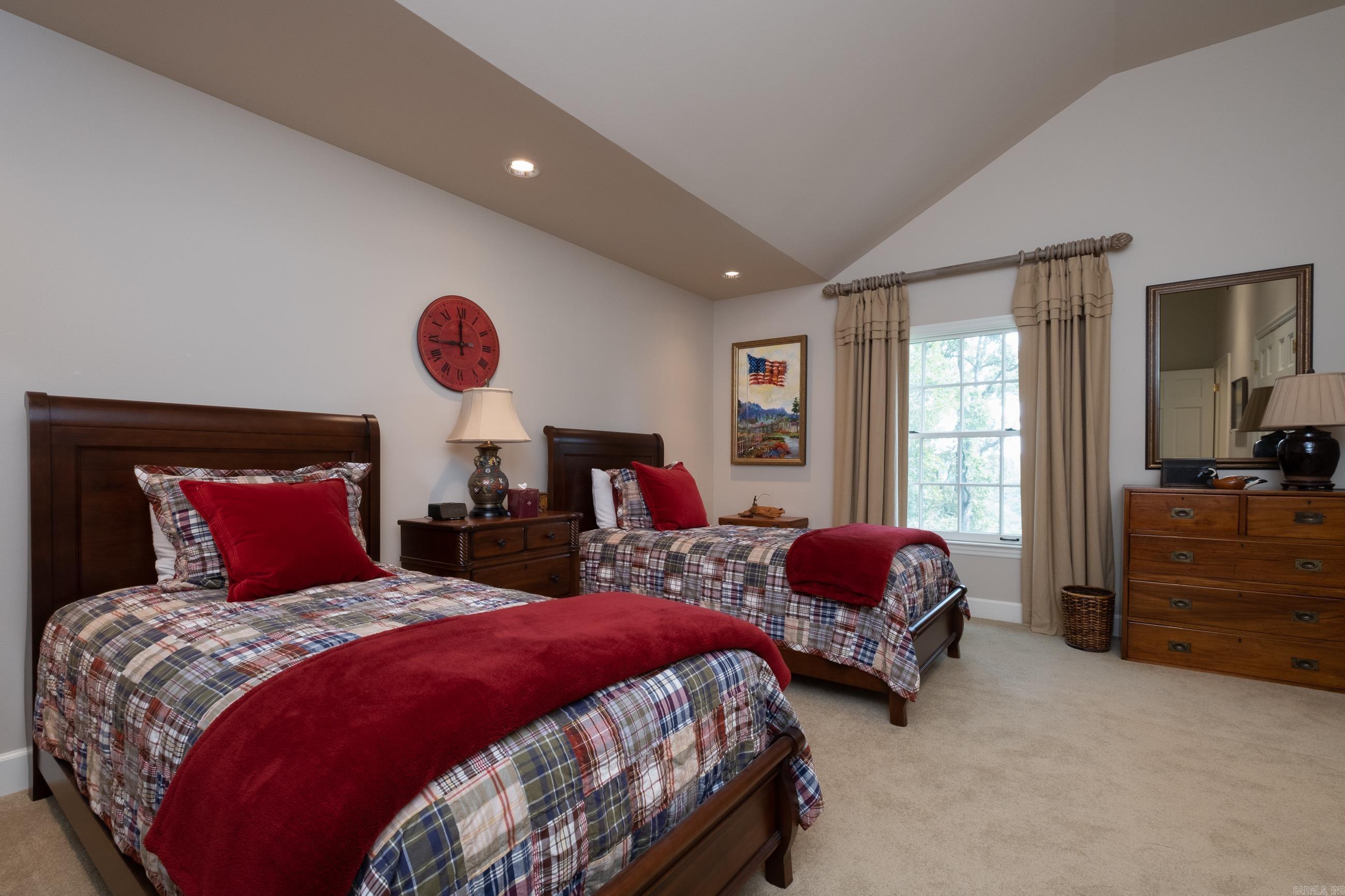 EDGEHILL - Residential