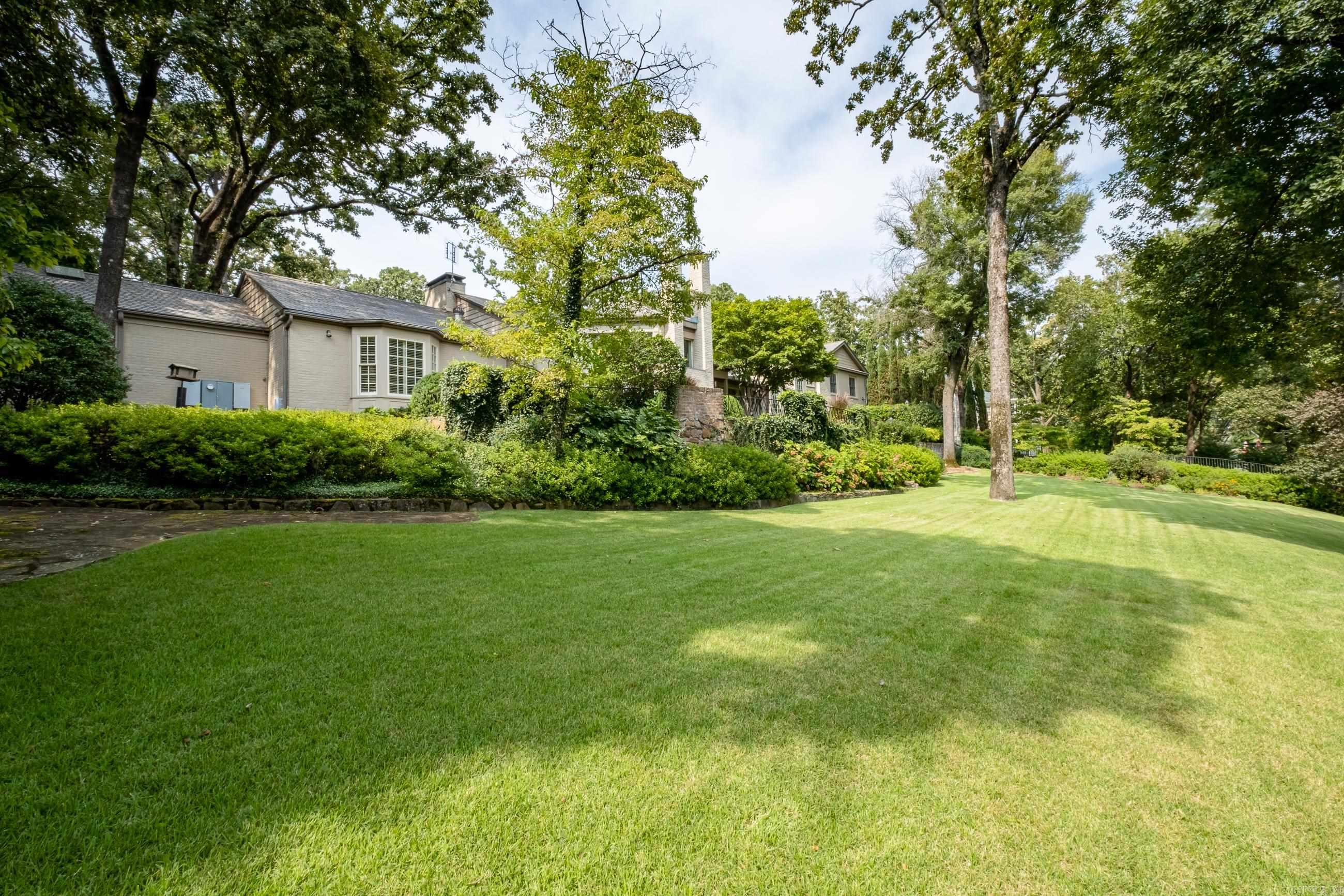 EDGEHILL - Residential