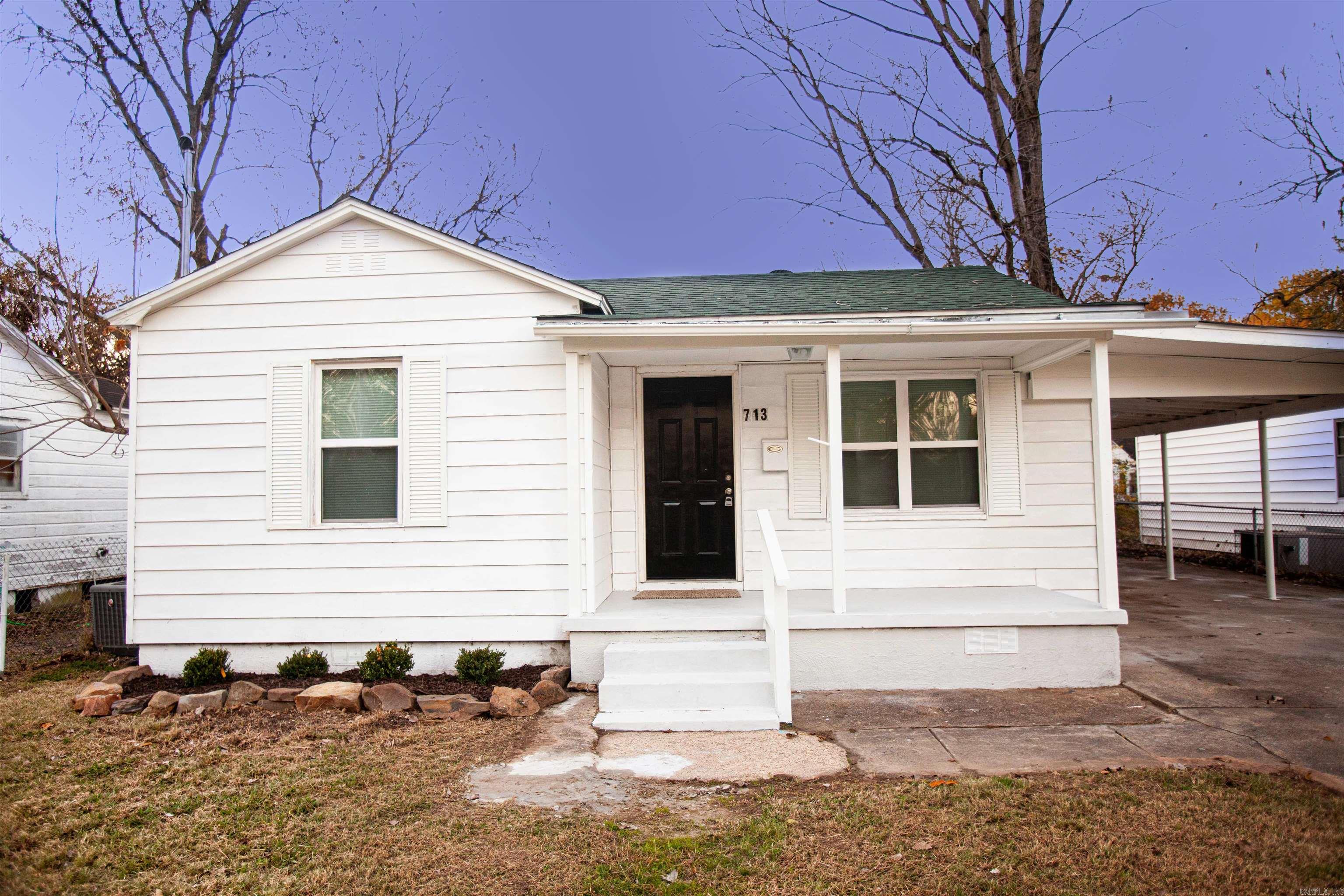 Cute newly remodeled 2 BD in North Little Rock with a decent sized yard and carport. Great eat-in-kitchen that is perfect for family meals. New flooring, paint, and countertops throughout. The lease on this property is for two years and income has to be three times the amount of rent unless you have a housing voucher.