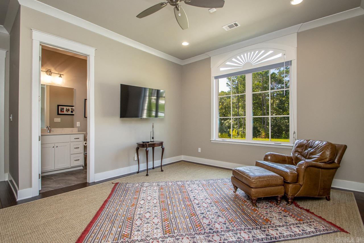 WOODLANDS EDGE - Residential