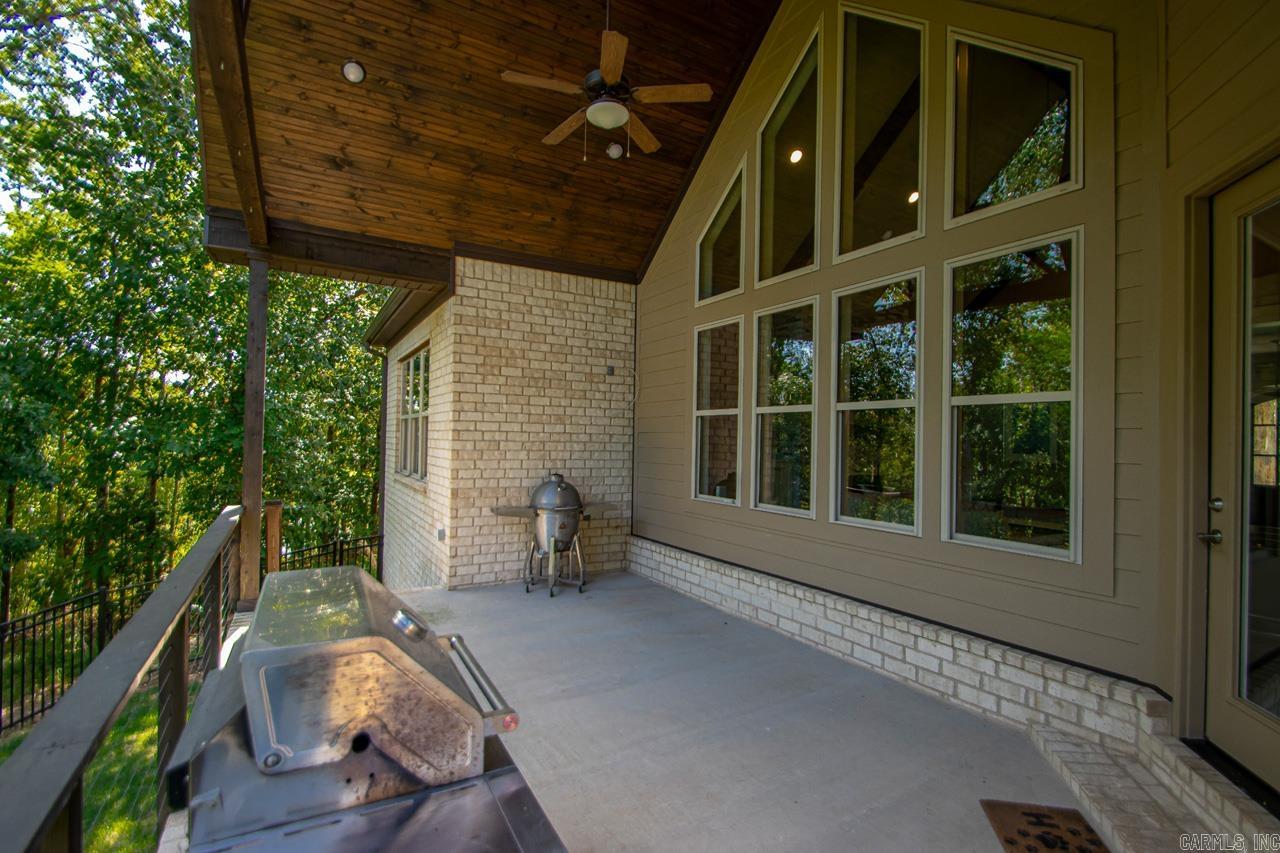 WOODLANDS EDGE - Residential