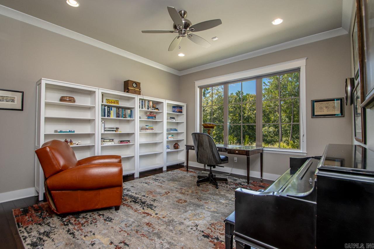 WOODLANDS EDGE - Residential