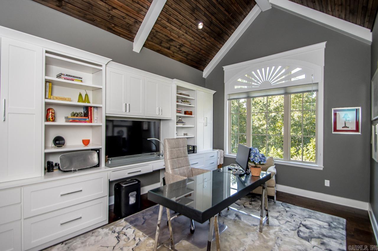 WOODLANDS EDGE - Residential