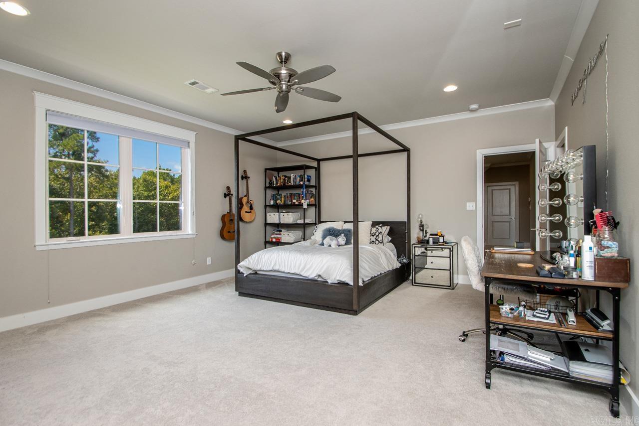 WOODLANDS EDGE - Residential