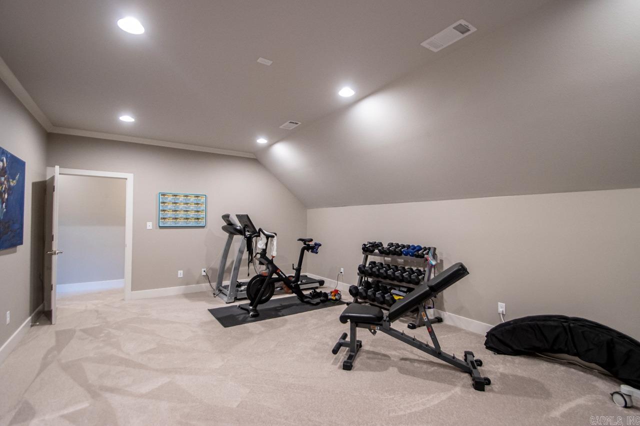 WOODLANDS EDGE - Residential