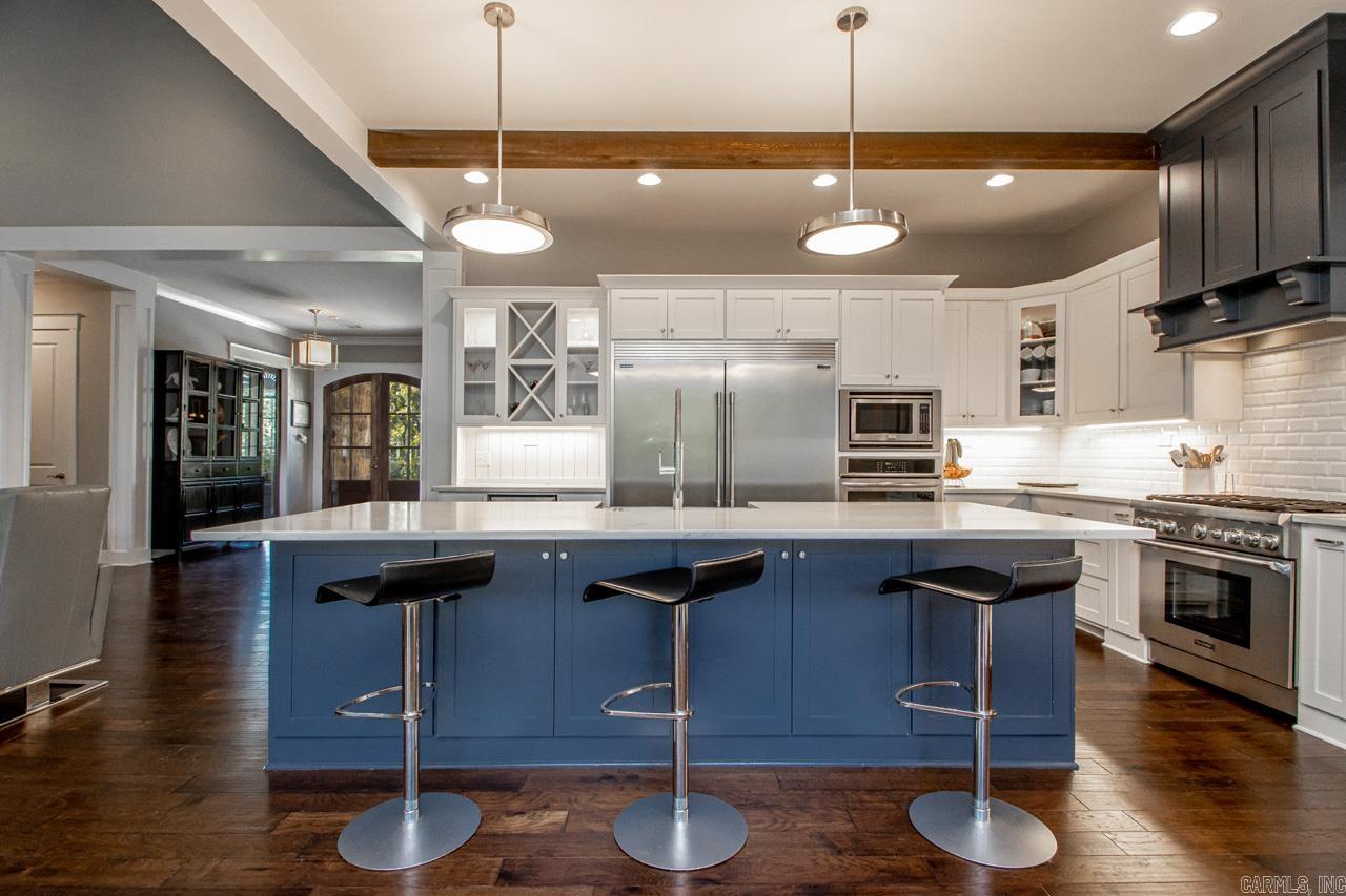 WOODLANDS EDGE - Residential