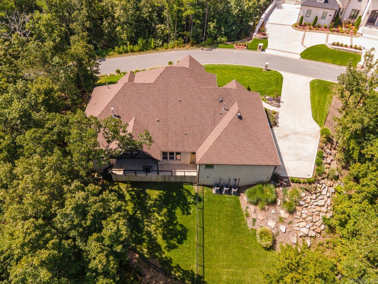 WOODLANDS EDGE - Residential