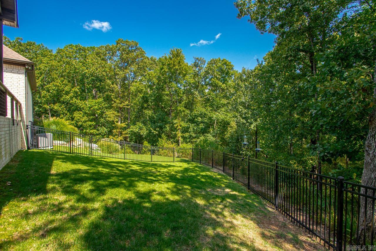 WOODLANDS EDGE - Residential