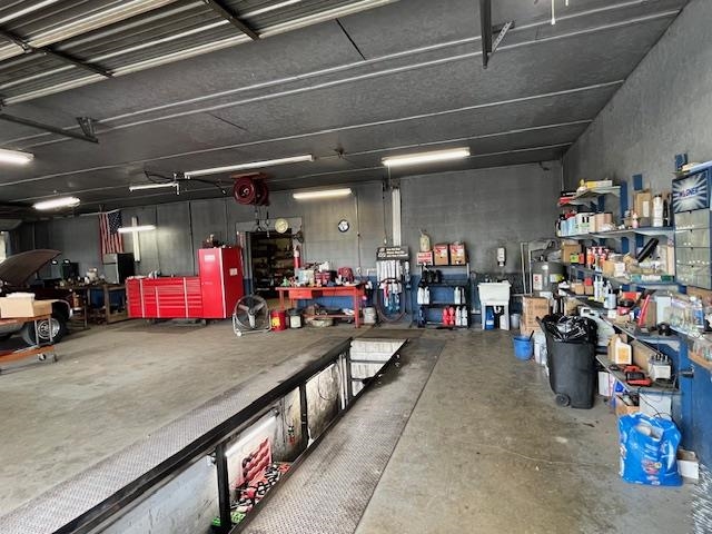 Metes & Bounds - Commercial Sale