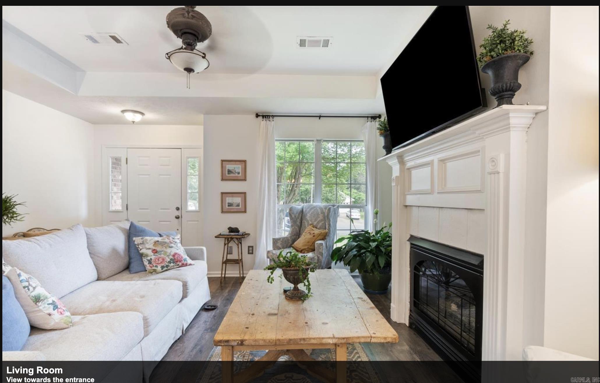 THE POINTE - Residential