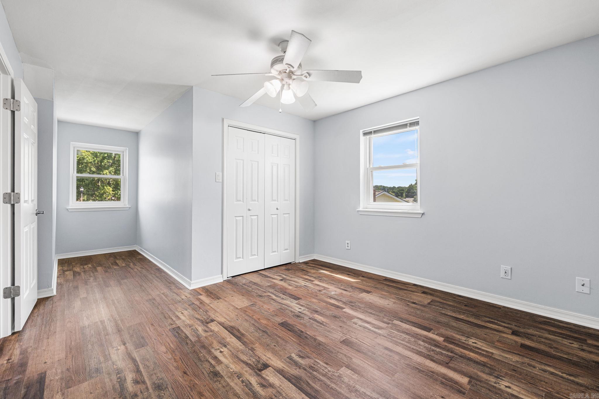 COUNTRY WOOD SUB UNIT - Residential