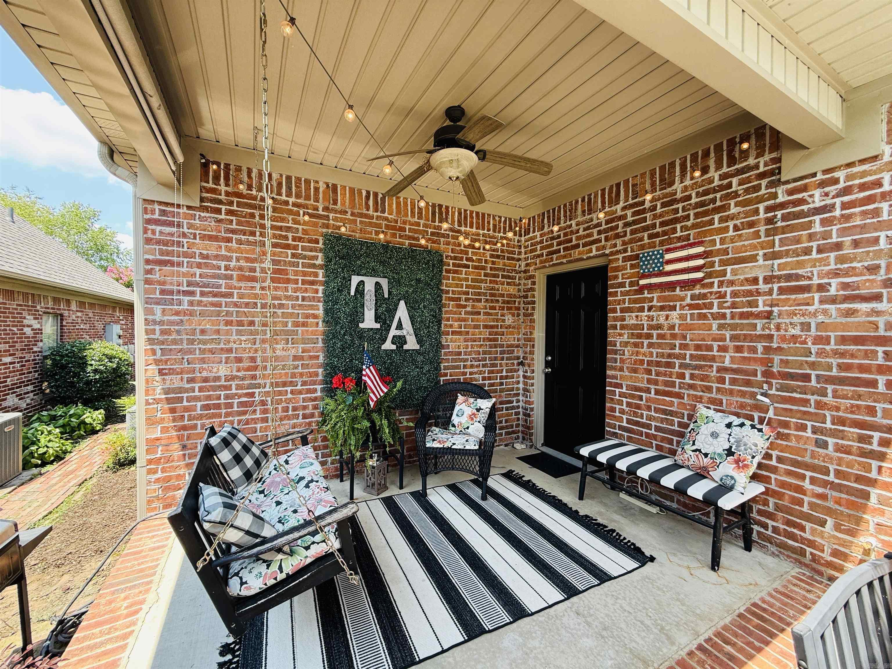 TAYLOR PARK - Residential