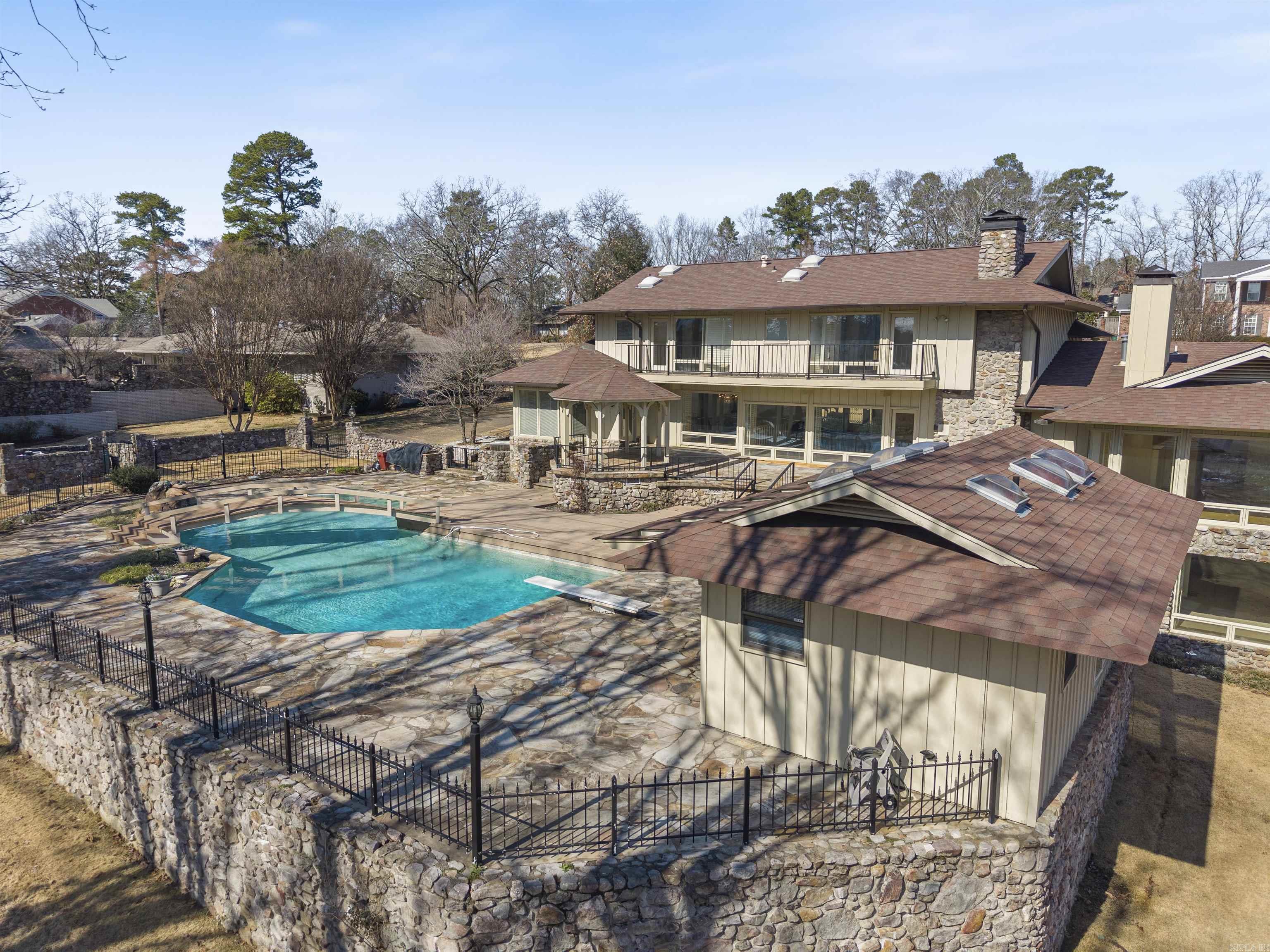 PLEASANT VALLEY - Residential