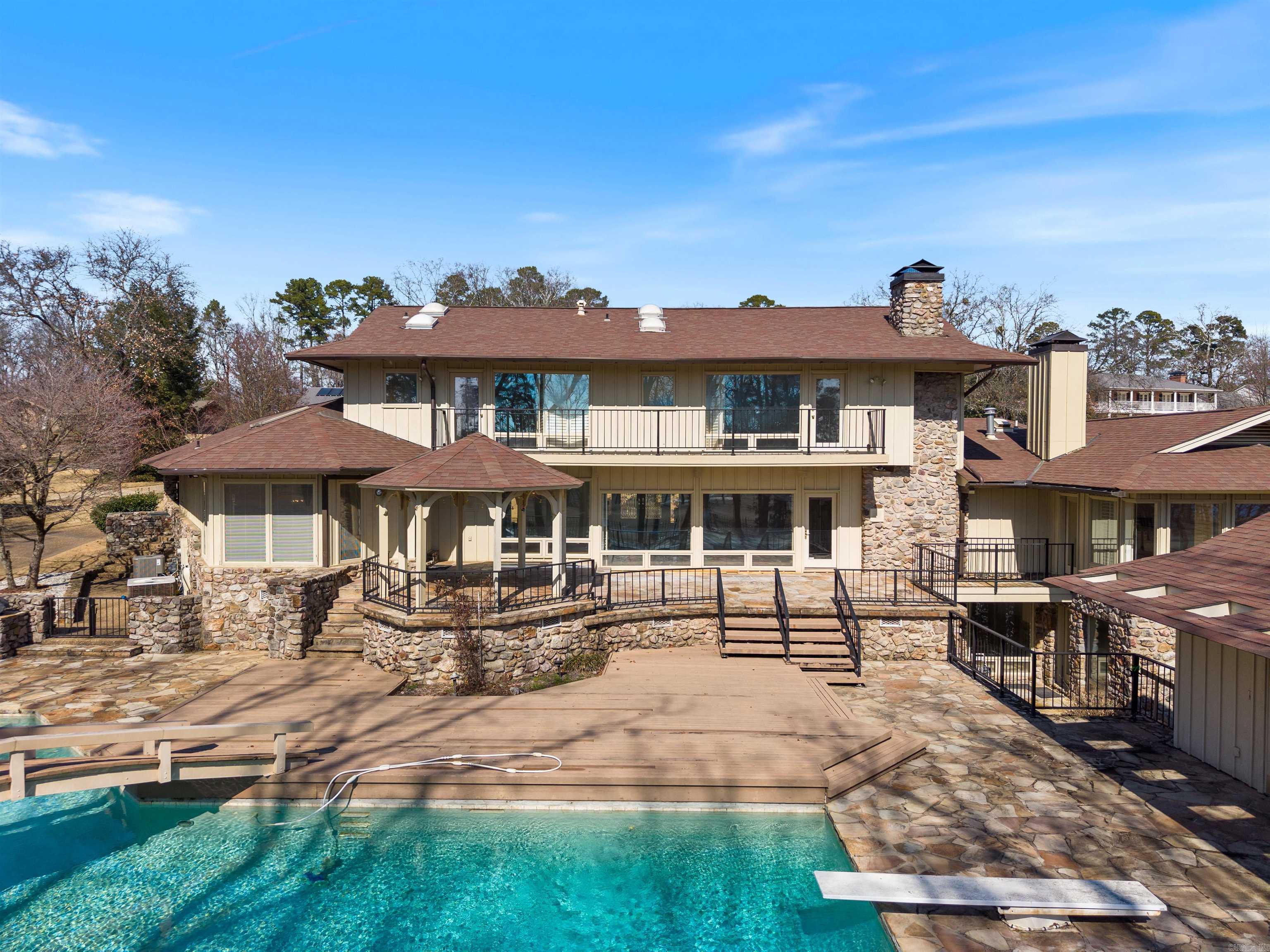 PLEASANT VALLEY - Residential
